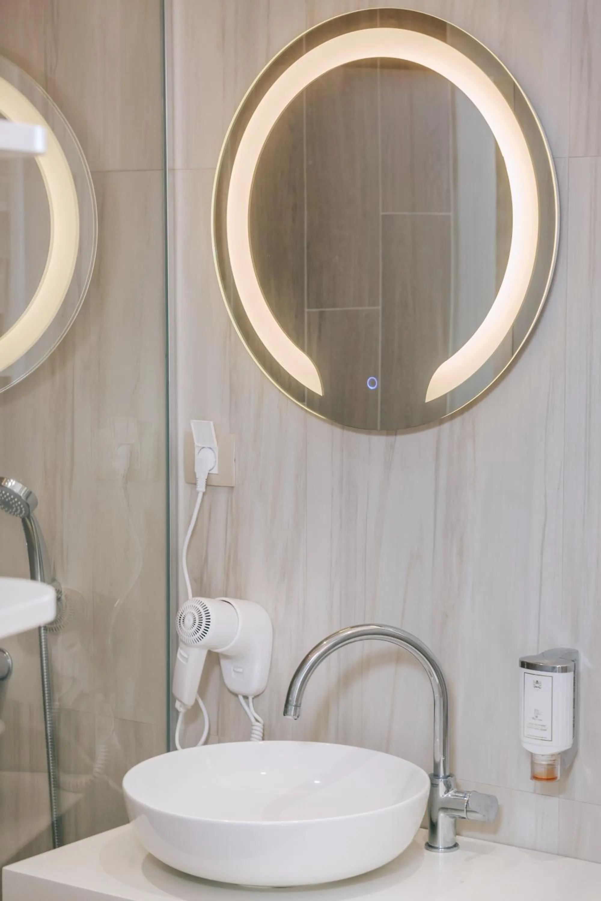 Bathroom in Splendido MB Apartments