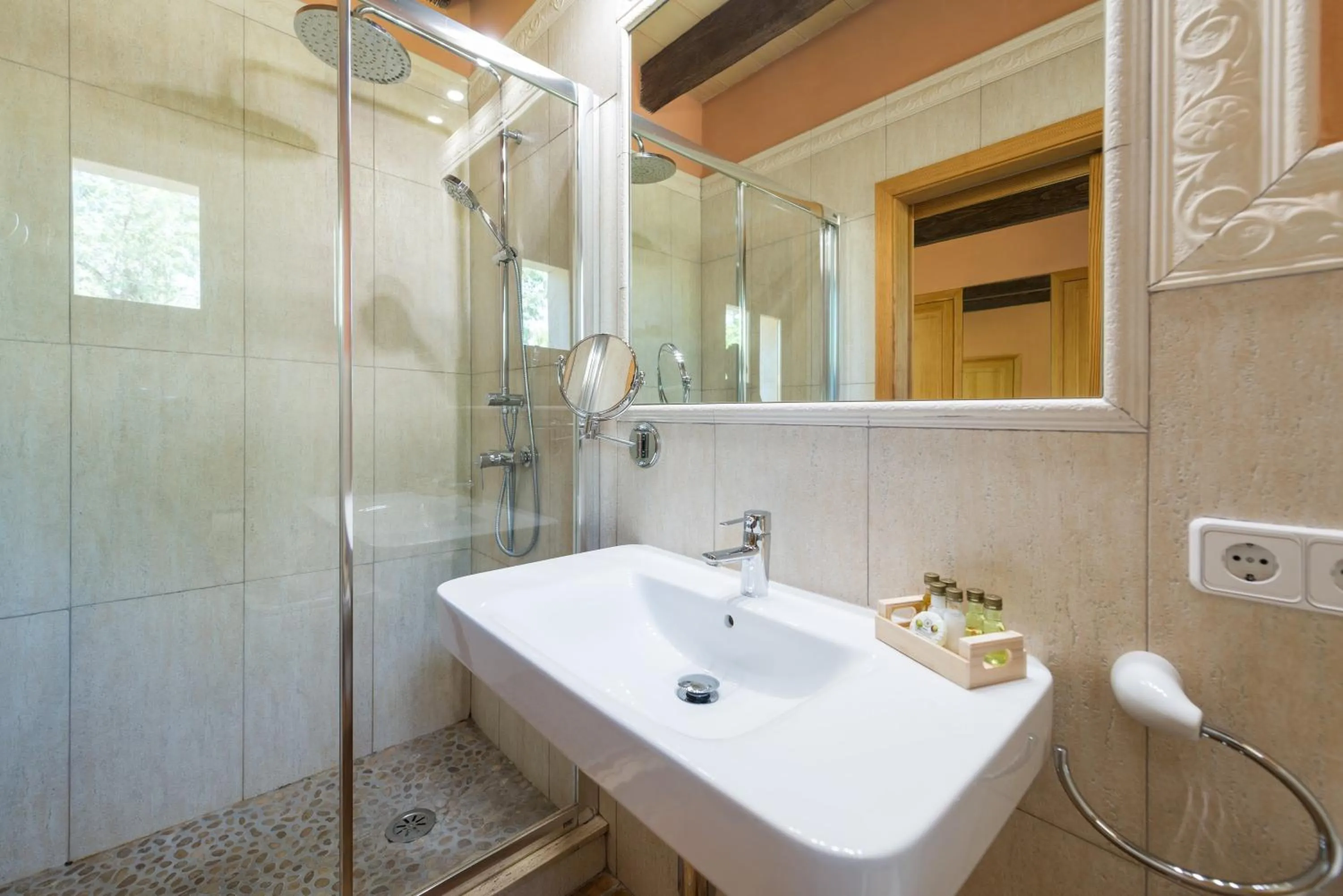 Bathroom in Finca - Agroturisme Sa Parellada