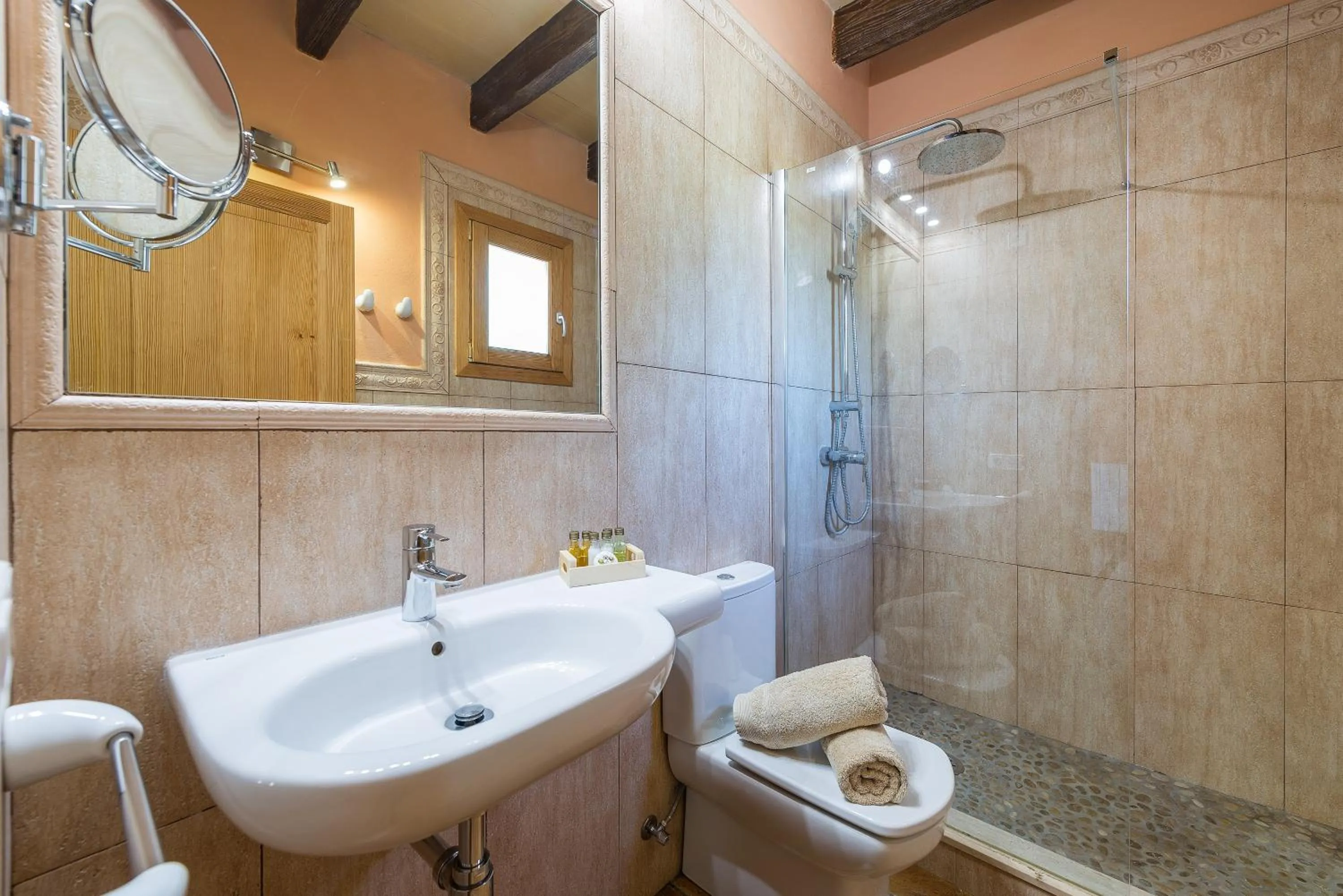 Bathroom in Finca - Agroturisme Sa Parellada