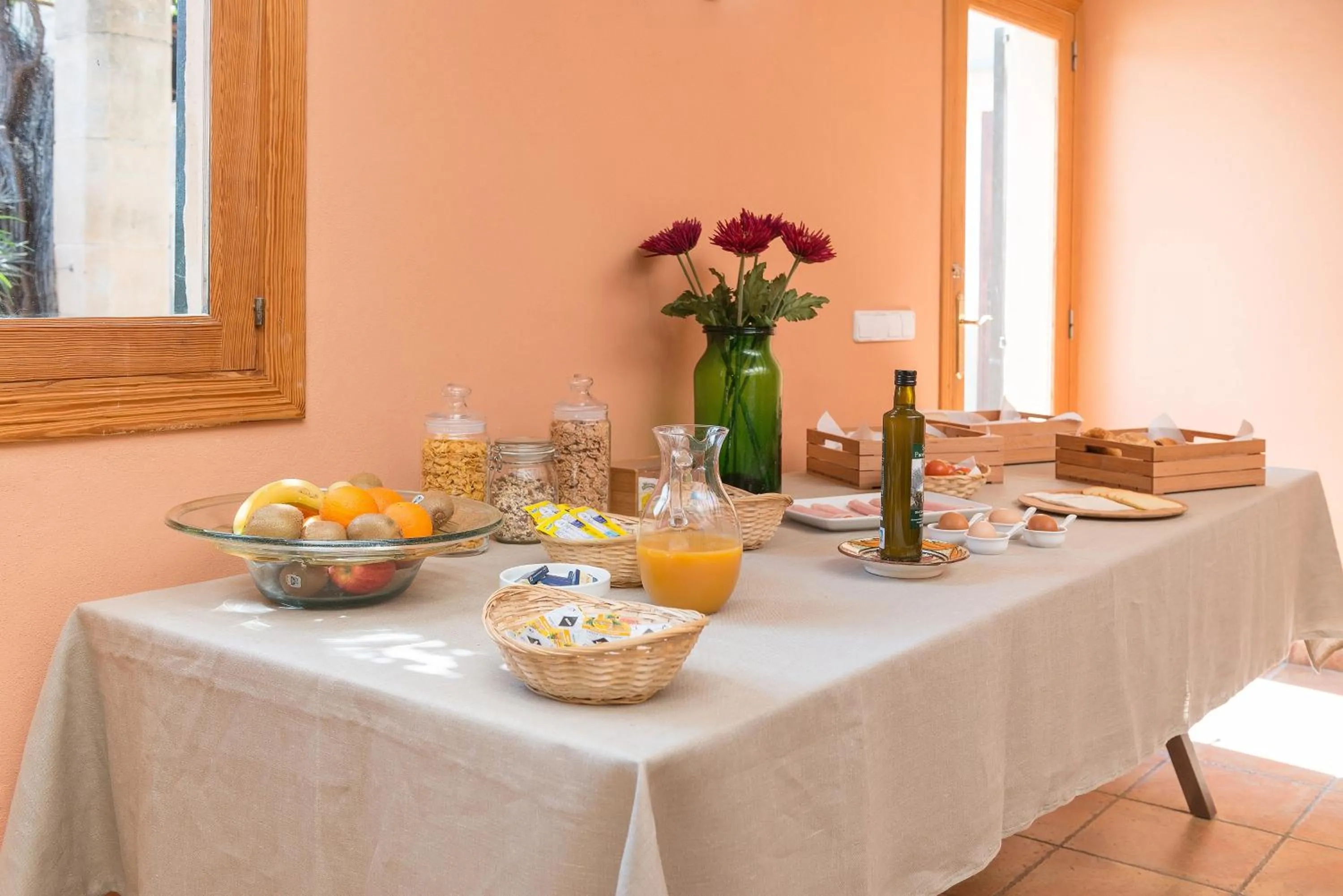 Dining area in Finca - Agroturisme Sa Parellada