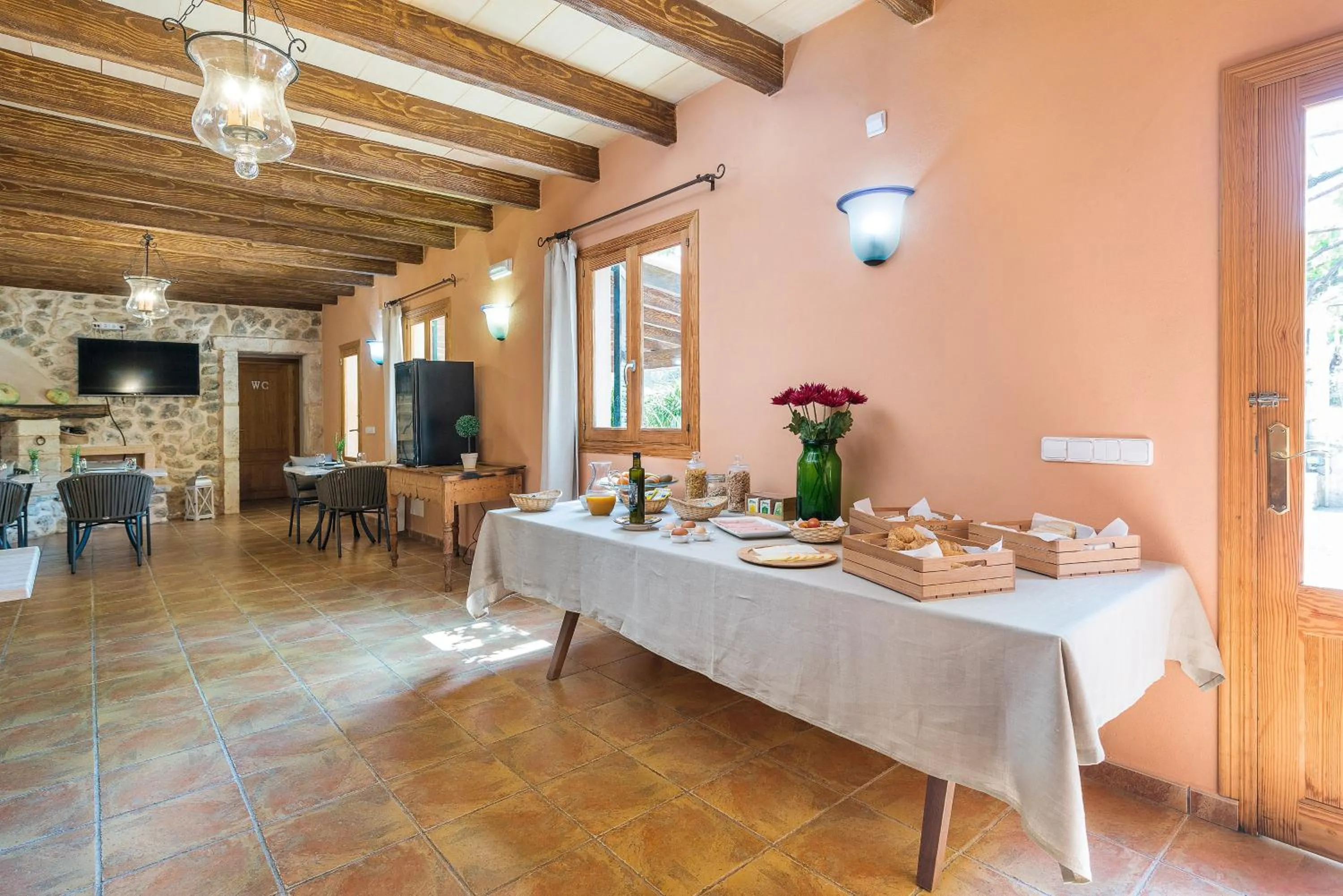 Dining area in Finca - Agroturisme Sa Parellada