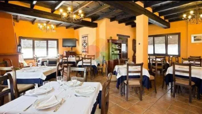 Restaurant/places to eat in Hotel Maravedí