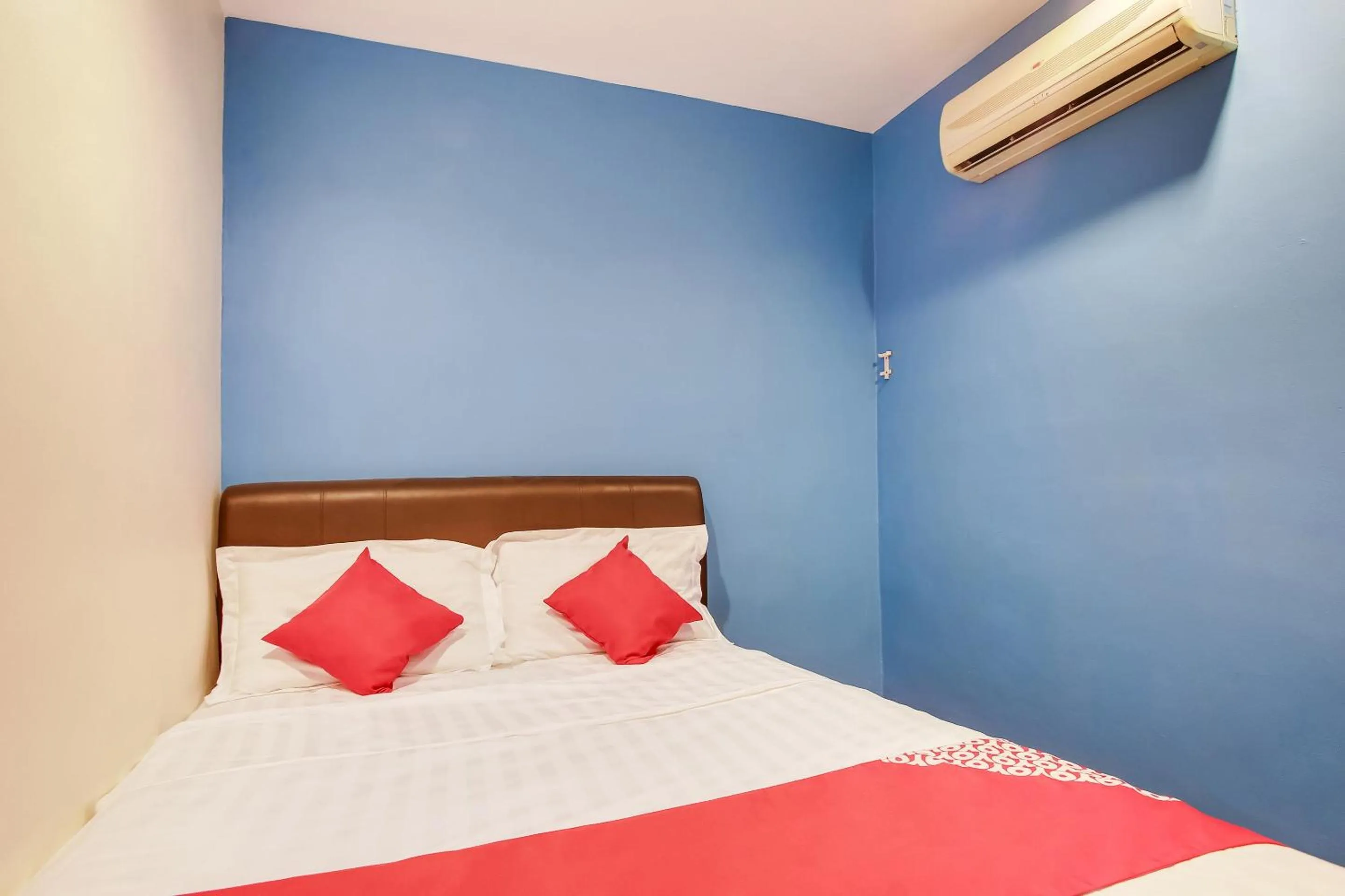 Bedroom, Bed in Hotel O Taj (seksyen 7)