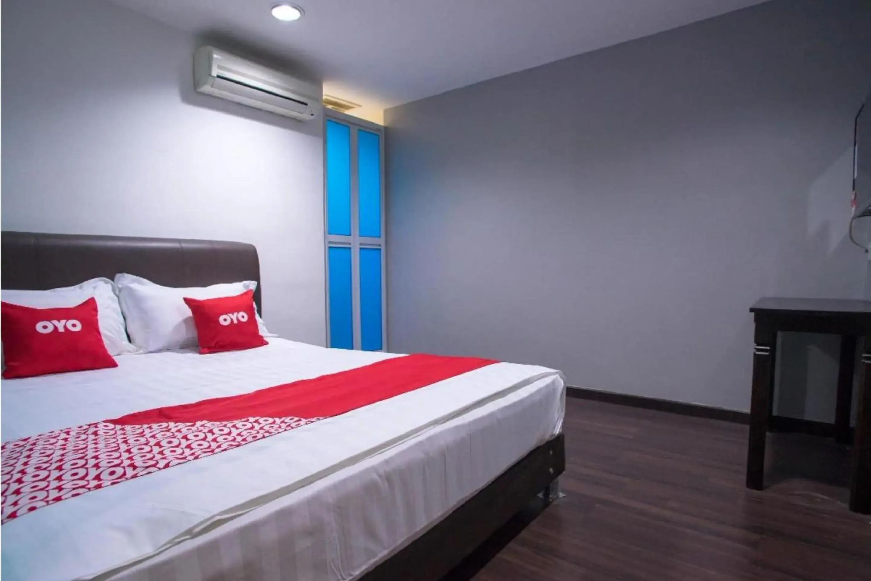 Standard Queen Room - single occupancy in Hotel O Taj (seksyen 13) Standard Queen Room - single occupancy in Hotel O Taj (seksyen 13)