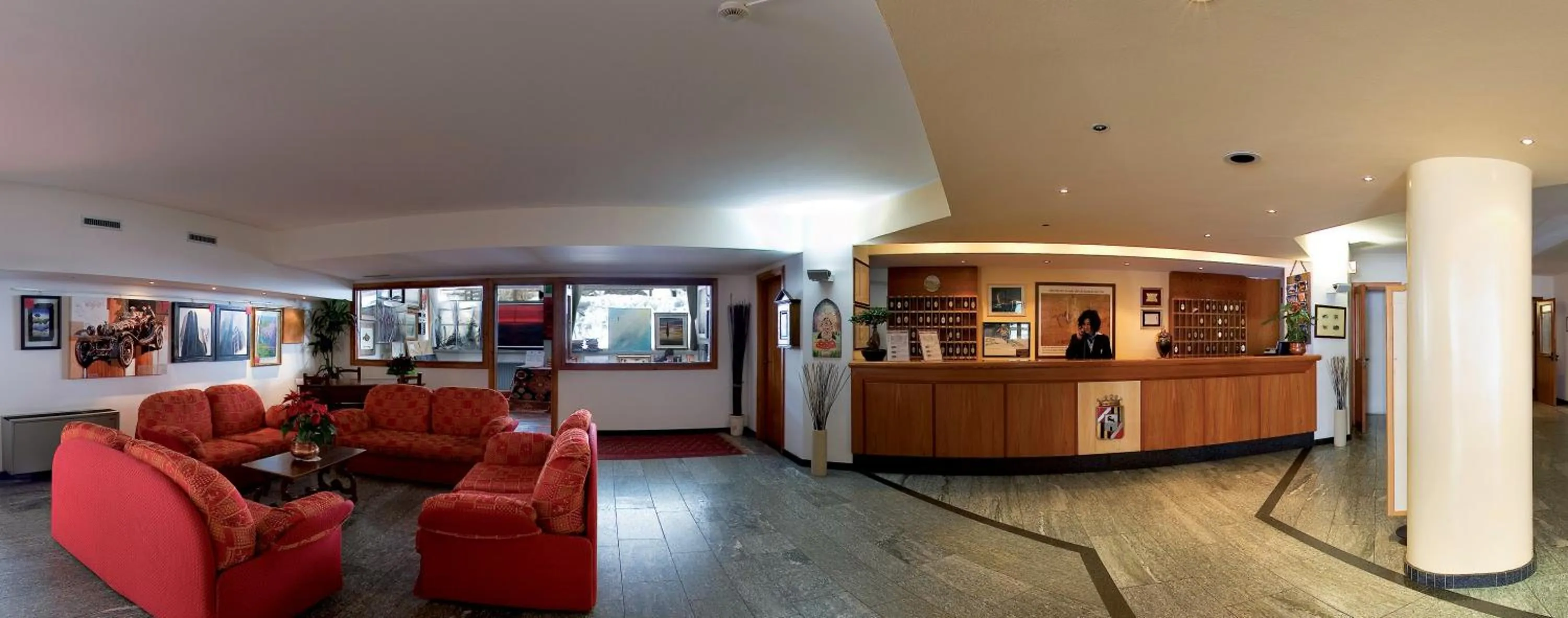 Lobby or reception in La Trinitè Monboso Hotel