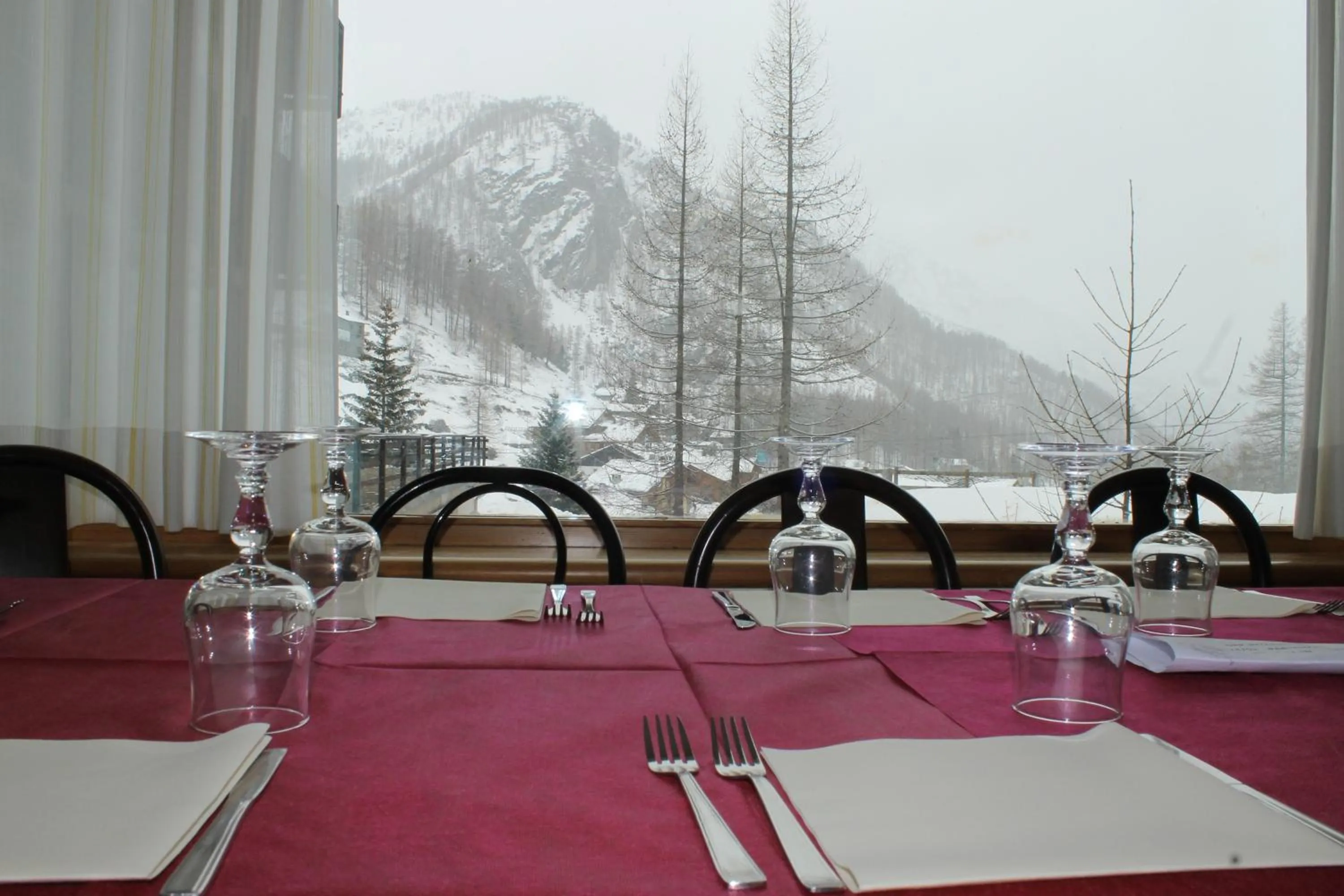 Restaurant/places to eat in La Trinitè Monboso Hotel