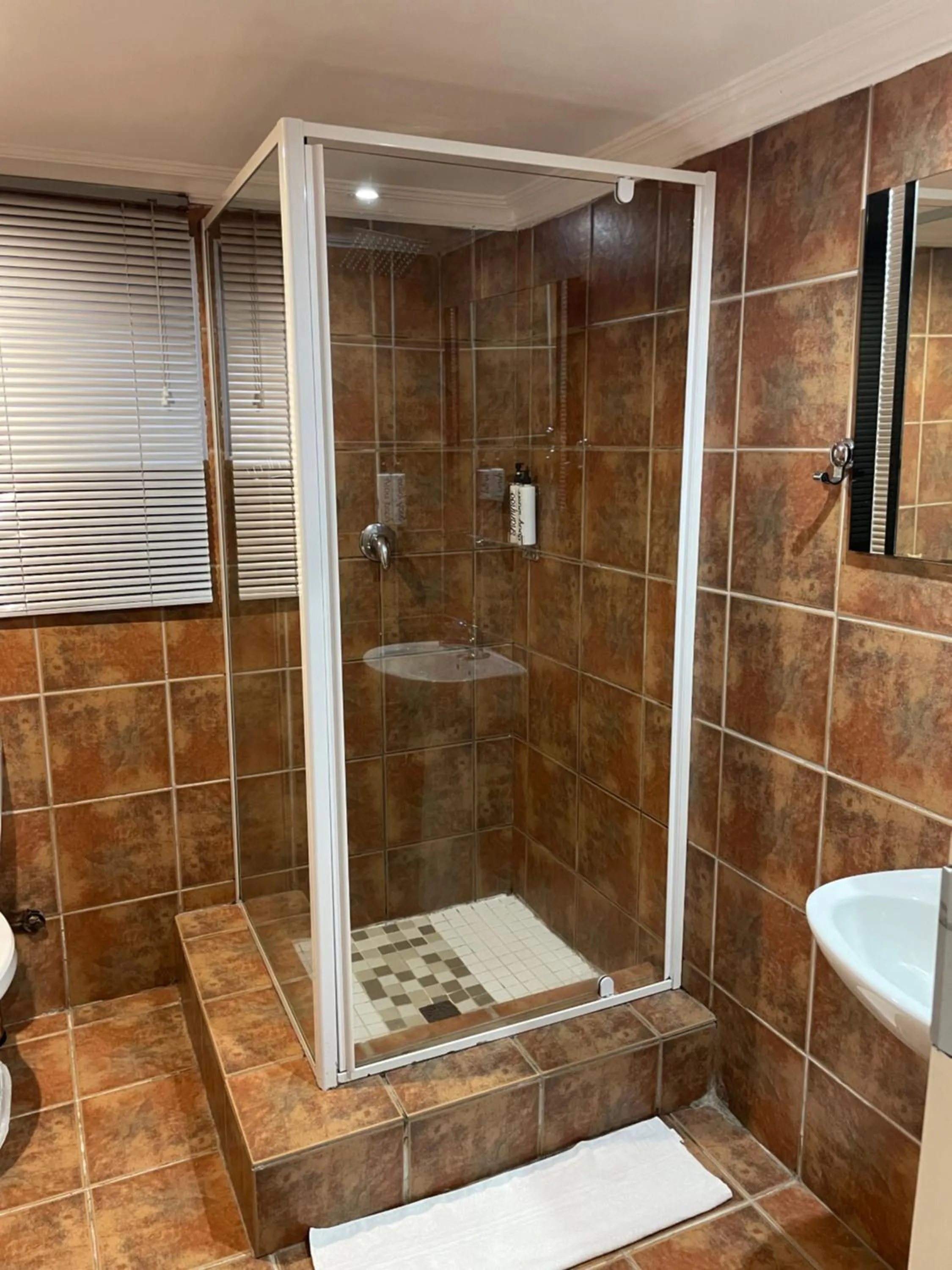 Shower in Marion Lodge