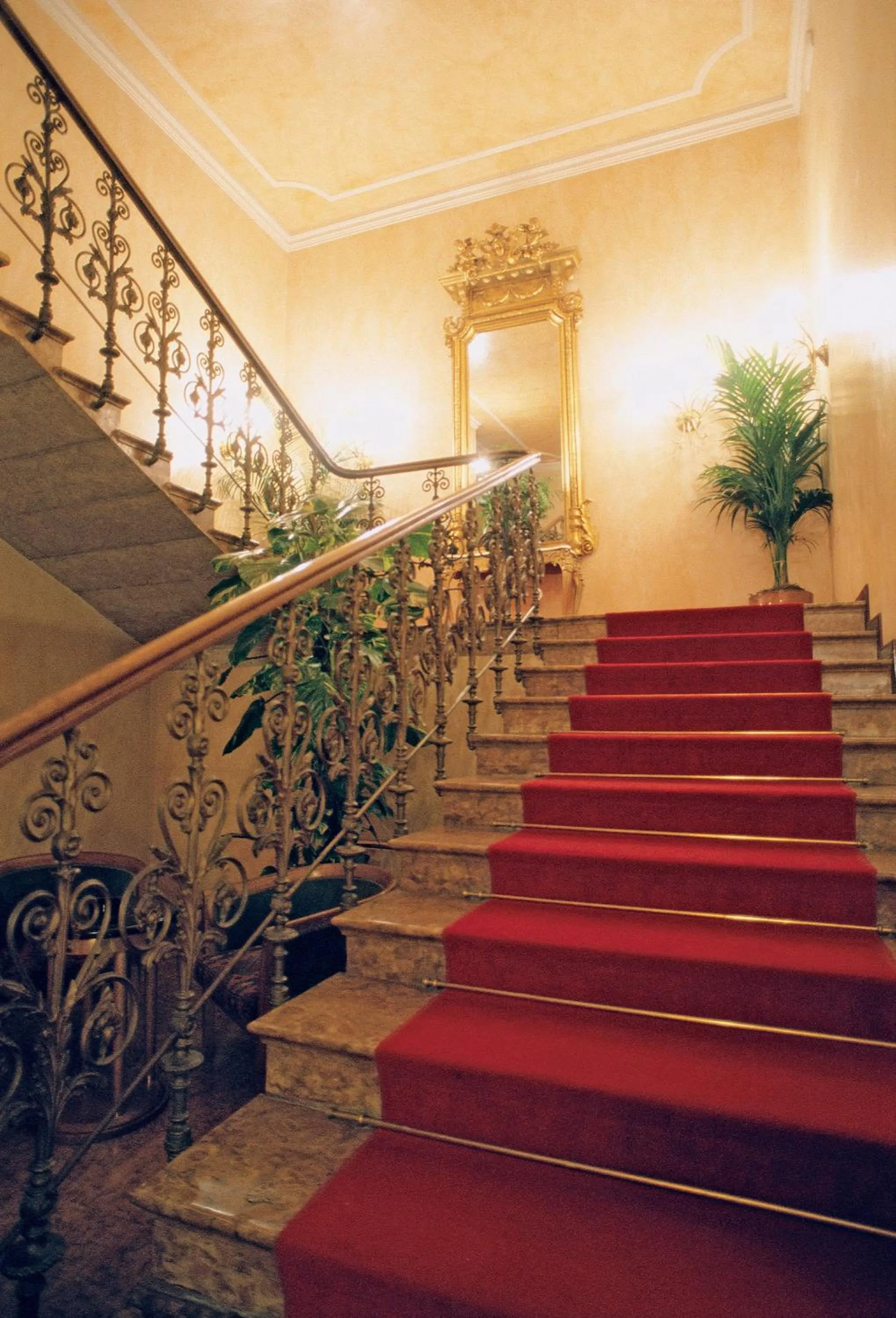 Decorative detail in Hotel Club Relais Des Alpes