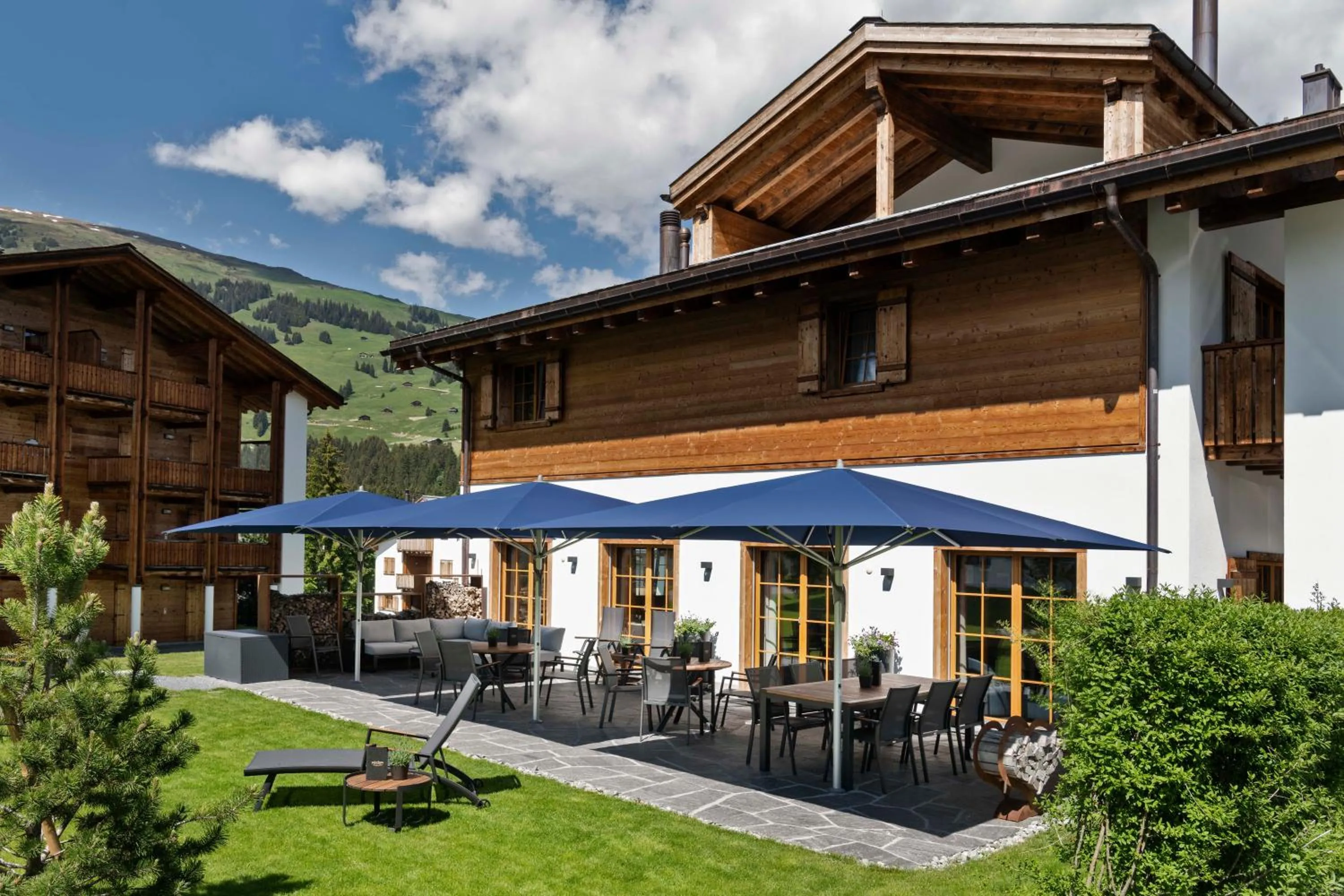 Restaurant/places to eat in Hotel Mischun