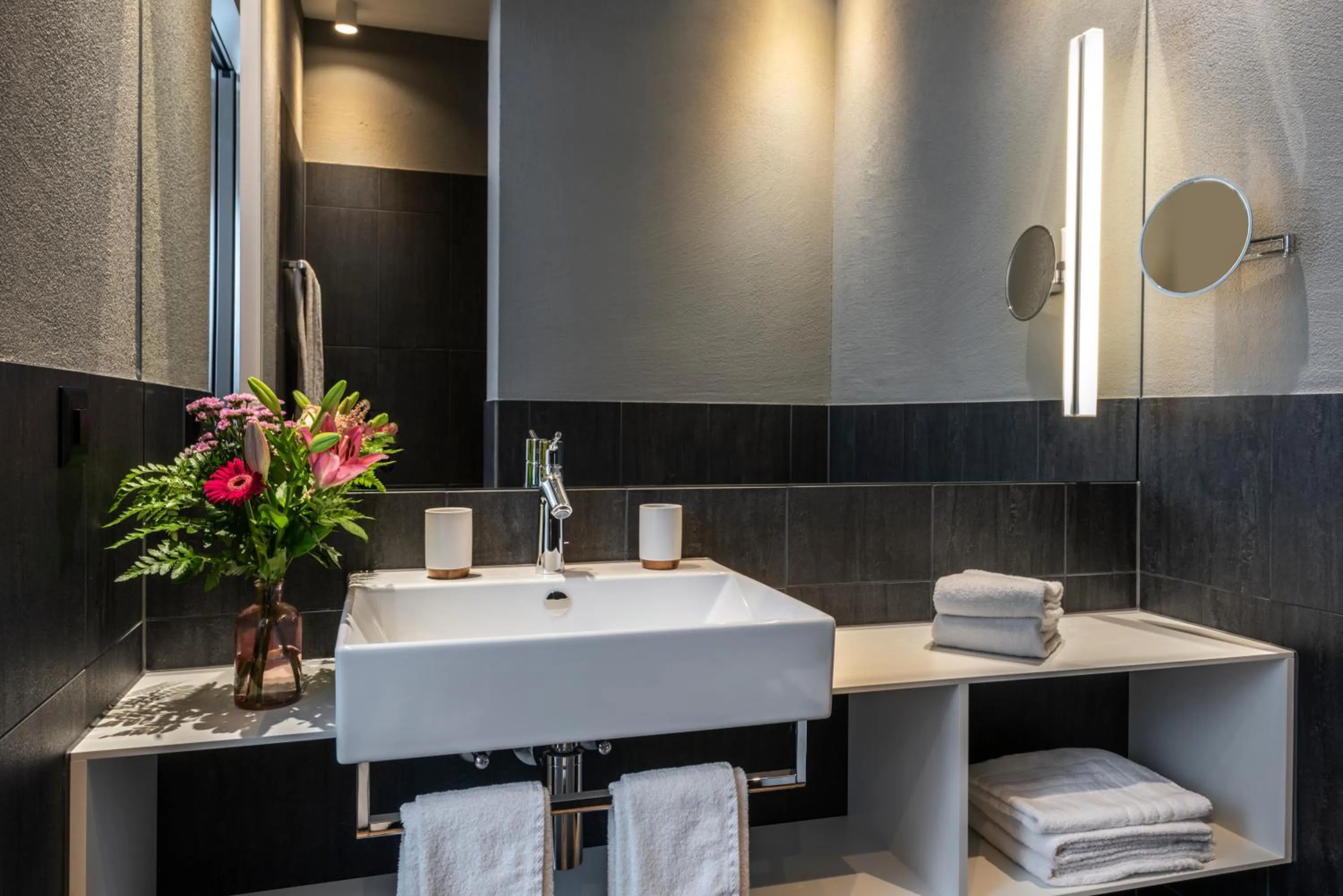 Photo of the whole room in Hotel Mischun