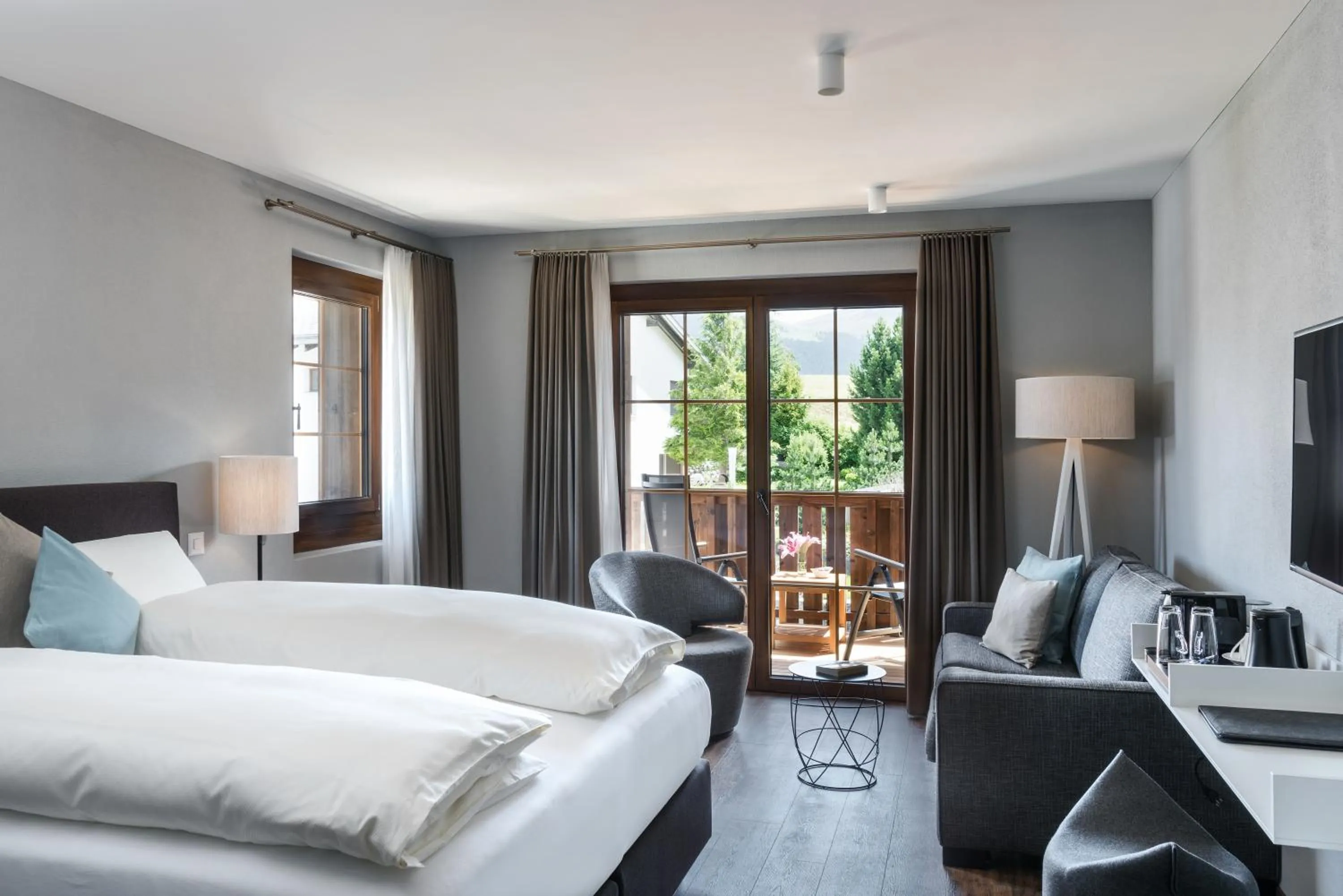 Photo of the whole room, Bed in Hotel Mischun