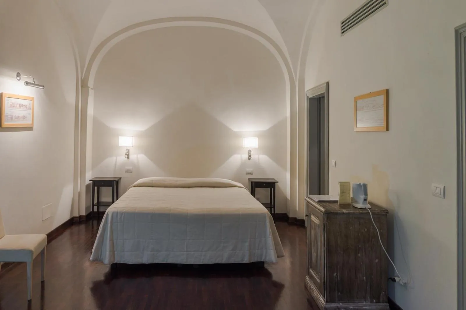 Coffee/tea facilities, Bed in Relais Villa Il Palagio