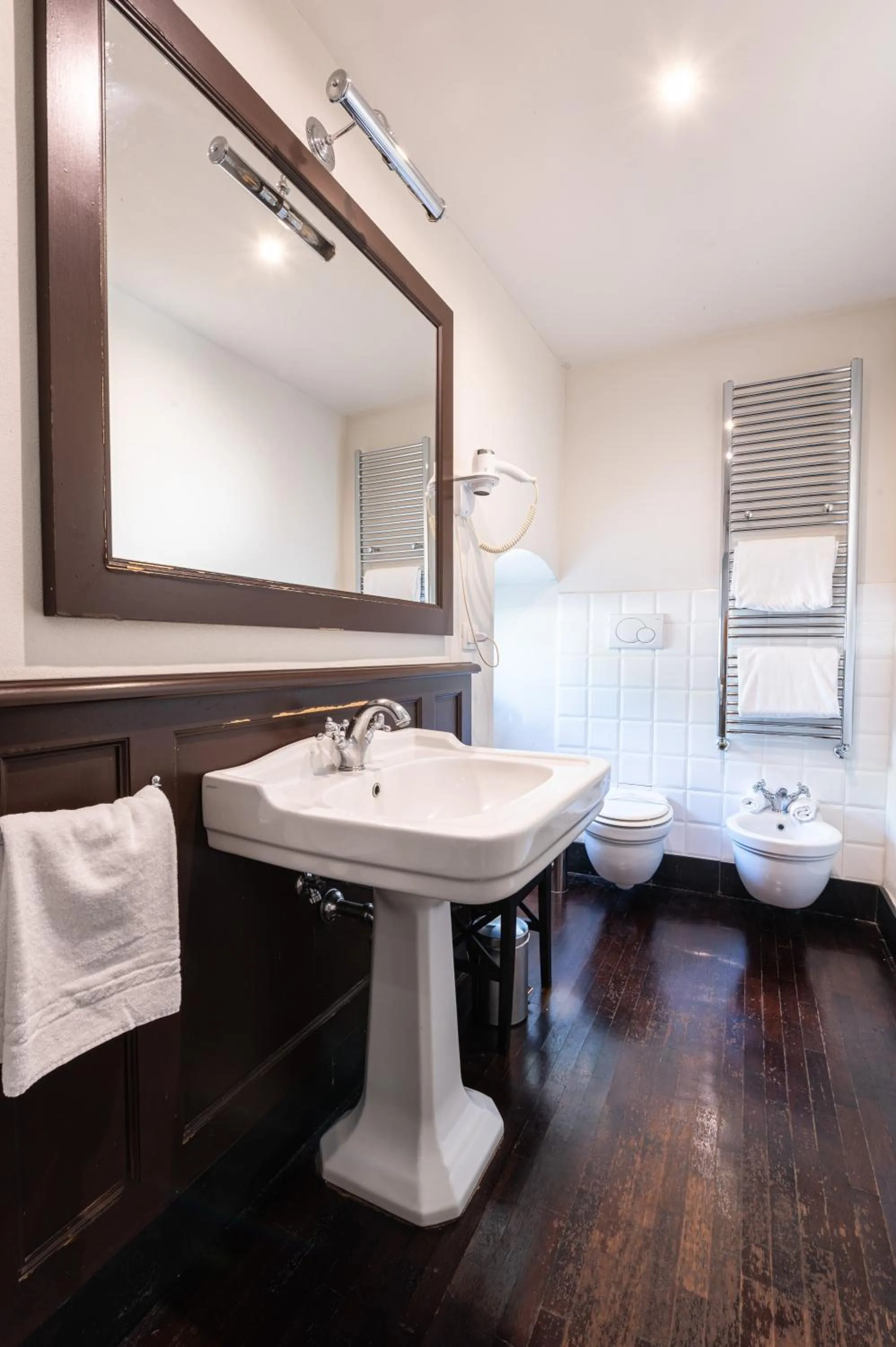 Bathroom in Relais Villa Il Palagio