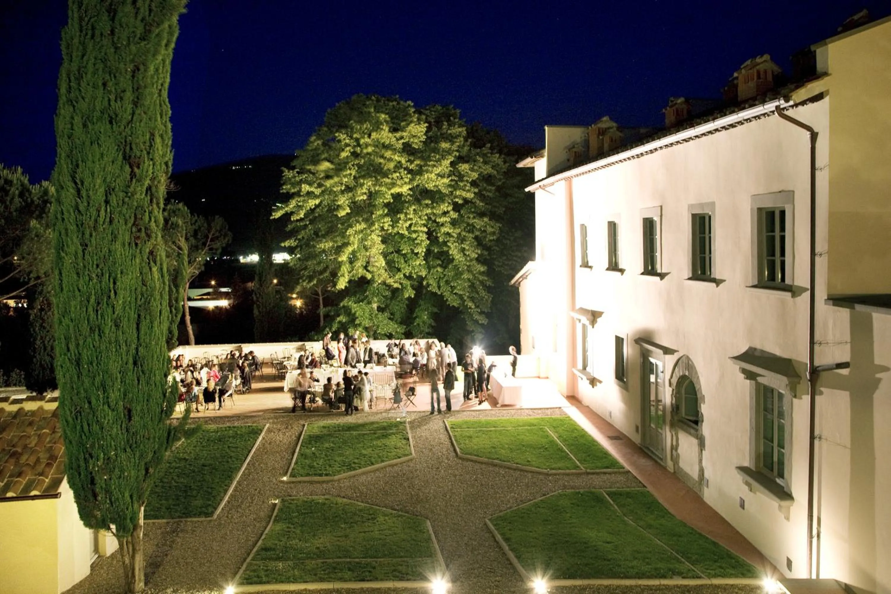 Restaurant/places to eat in Relais Villa Il Palagio