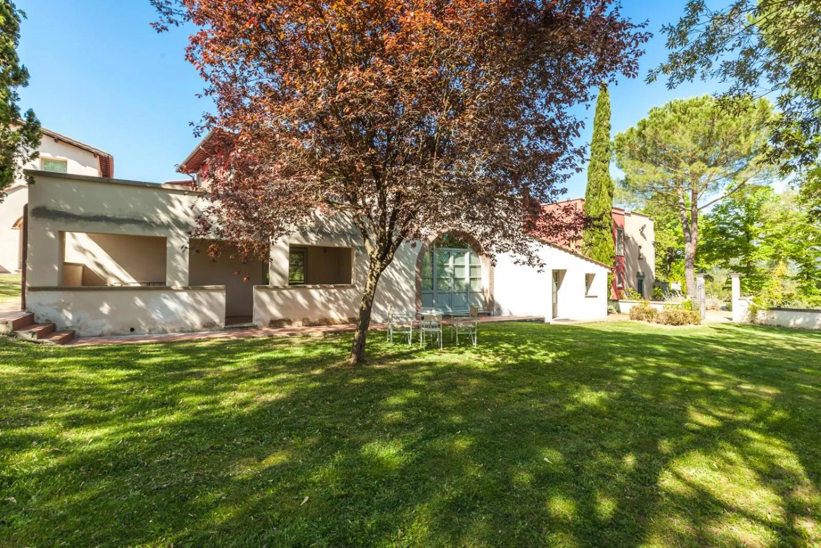 Garden view in Relais Villa Il Palagio