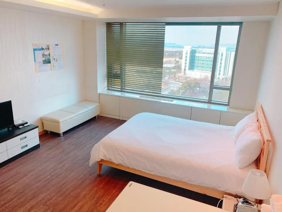 Incheon Airport Gogo House