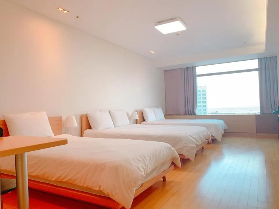 Incheon Airport Gogo House