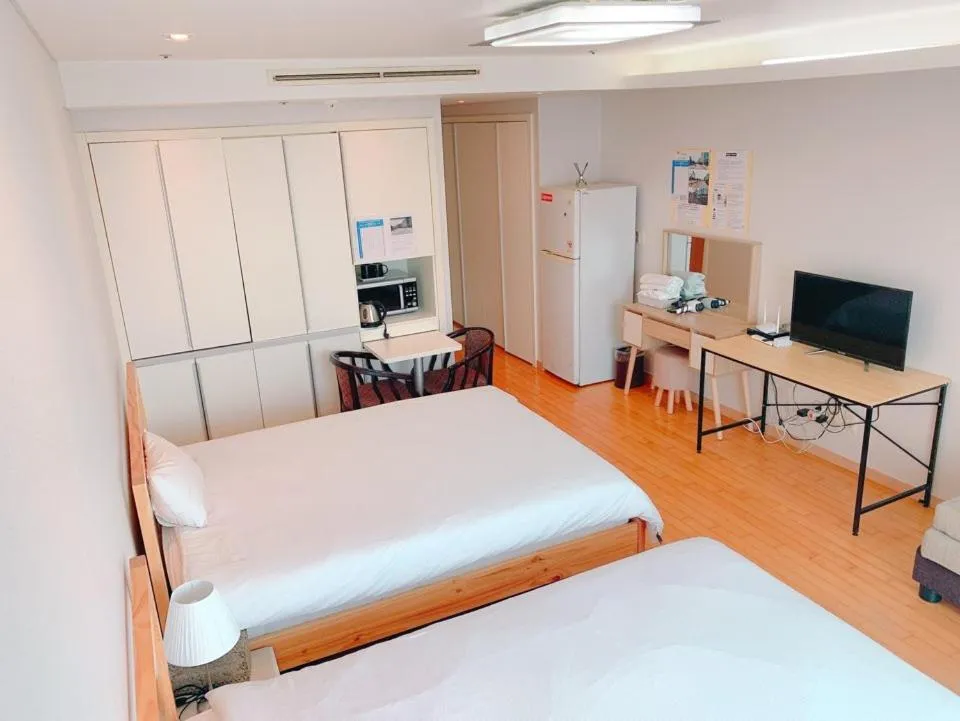 Incheon Airport Gogo House