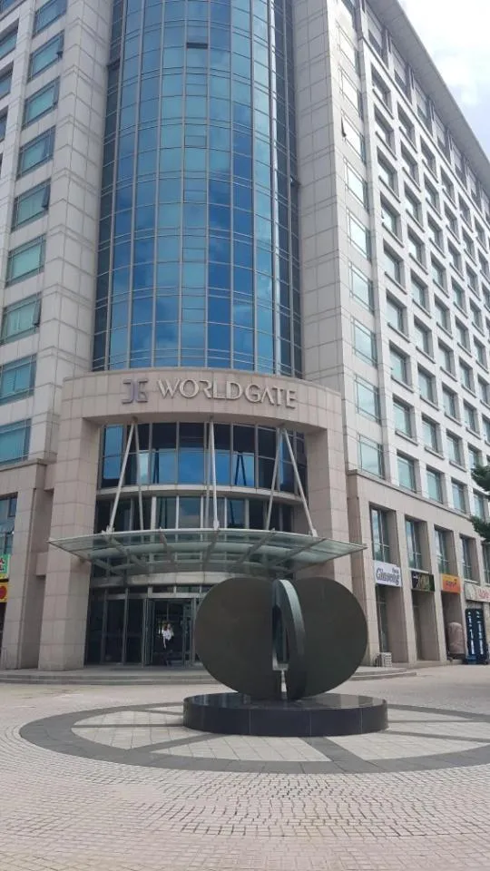 Facade/entrance in Incheon Airport Gogo House