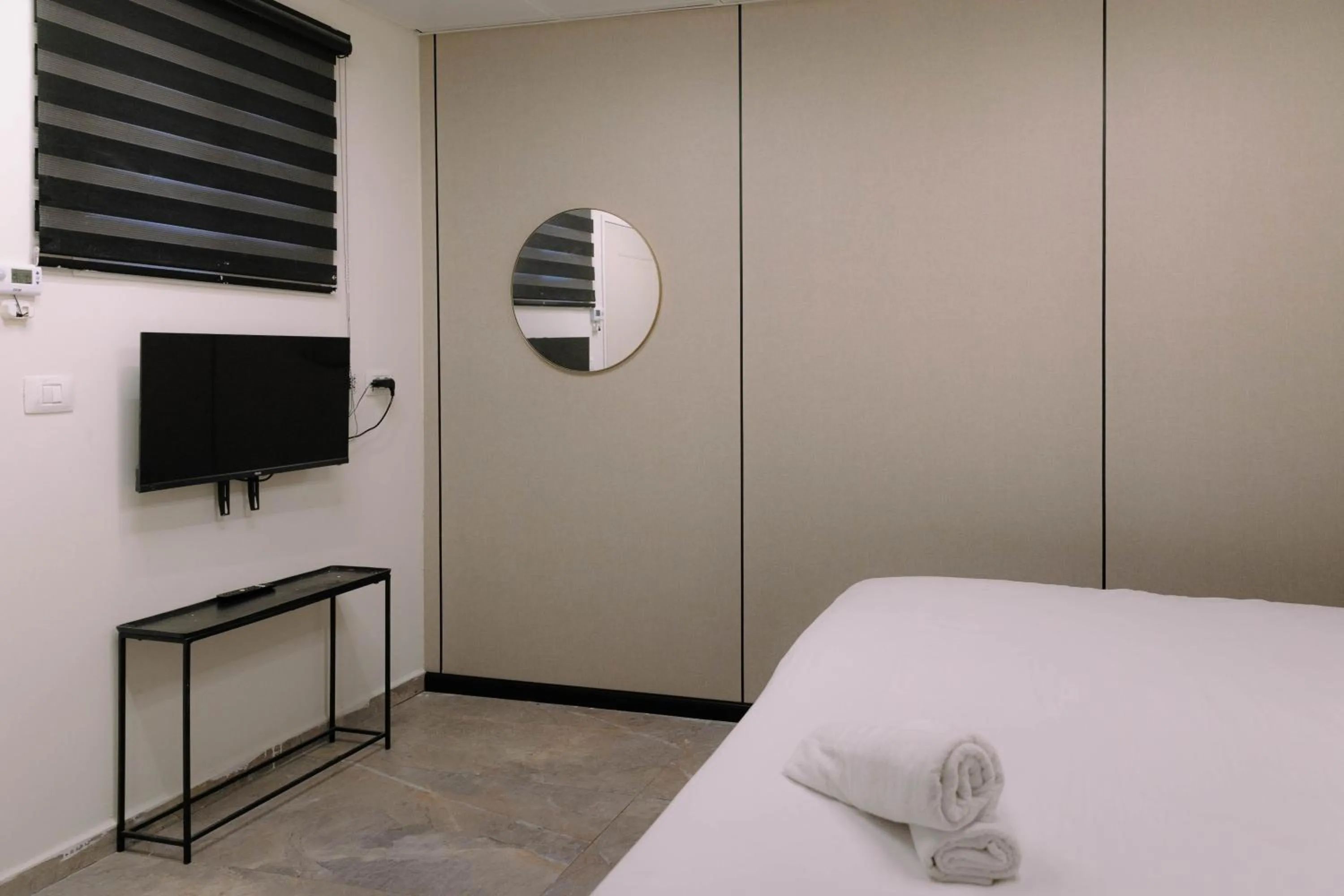 Rich Luxury Suites - Renovated