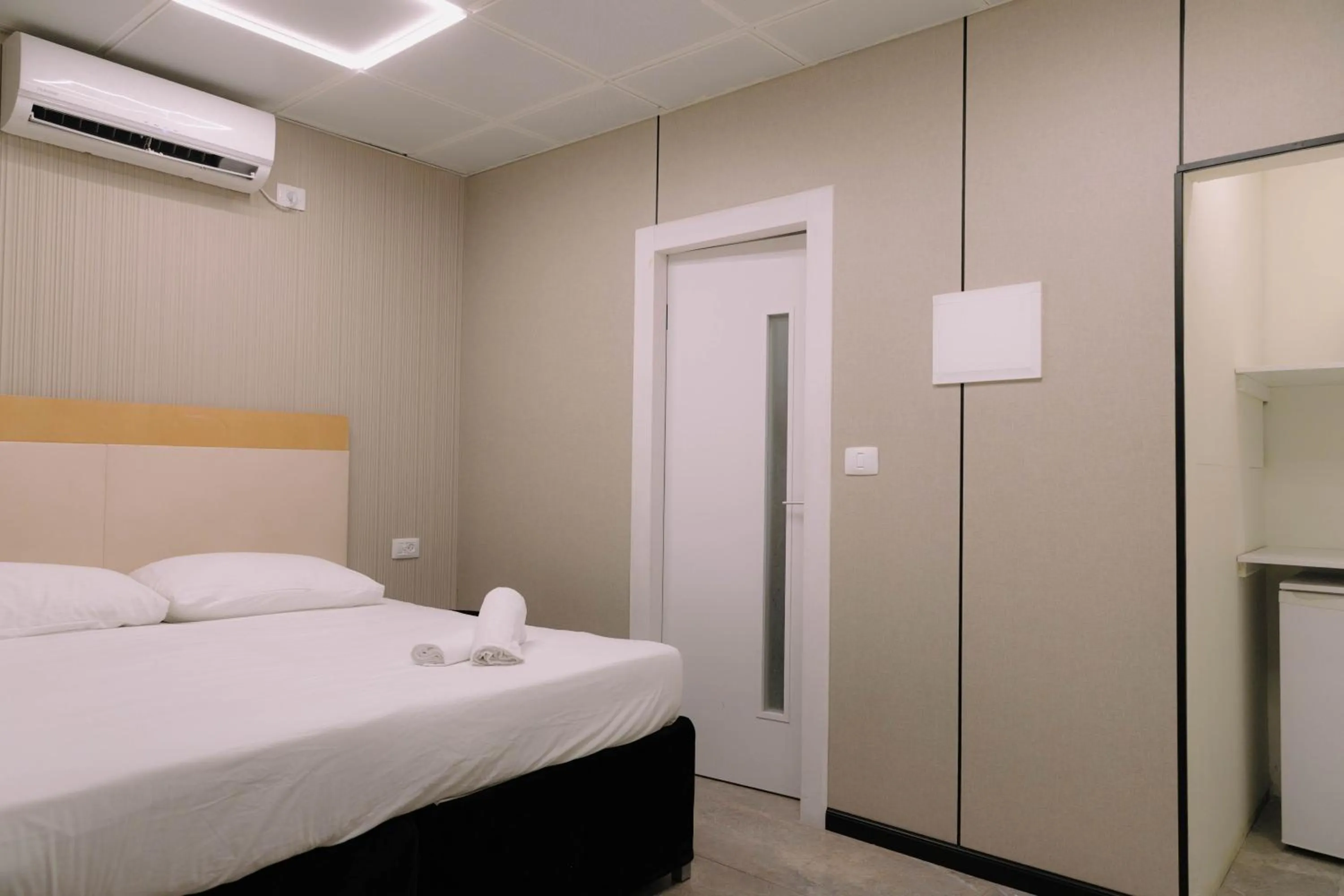 Rich Luxury Suites - Renovated