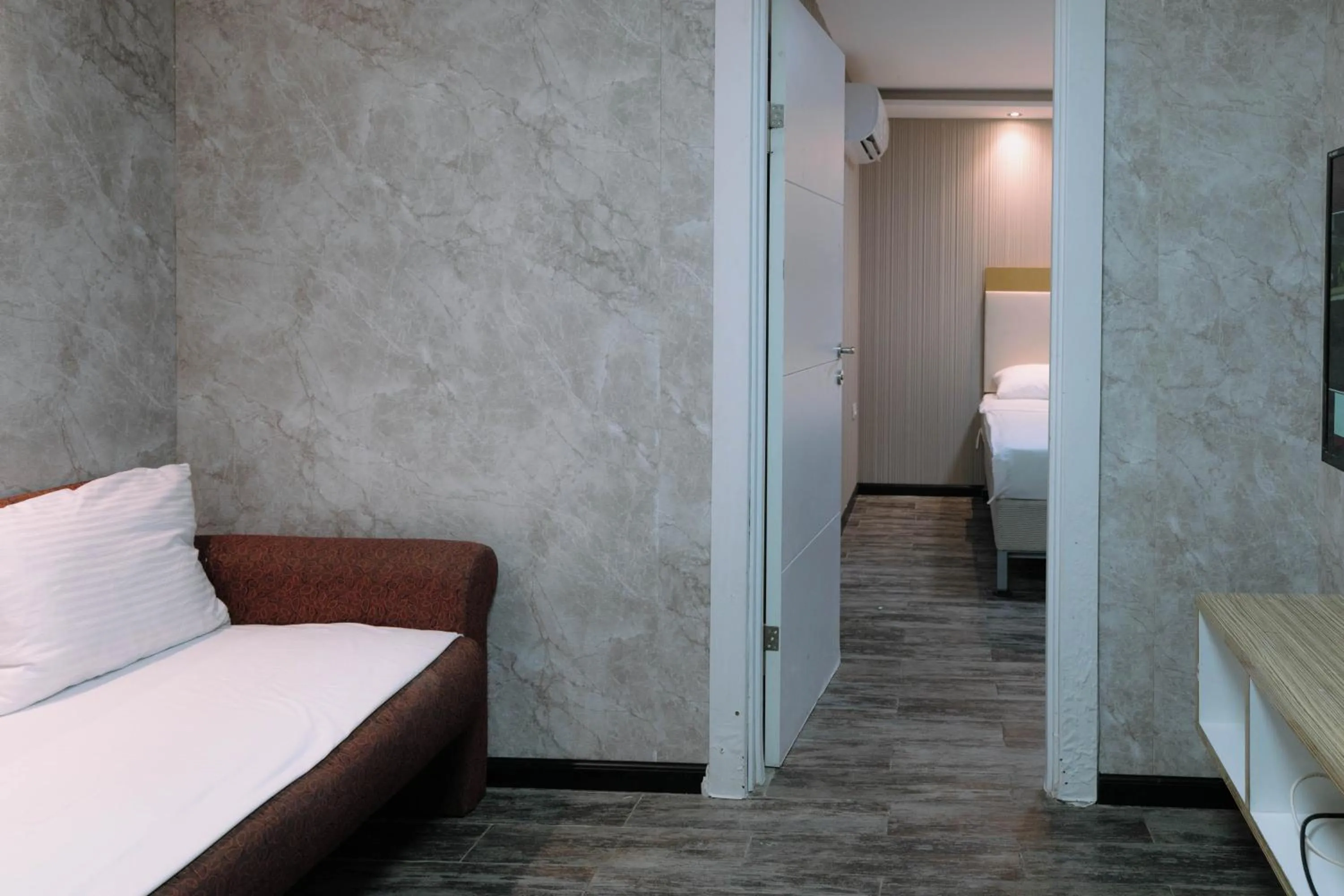 Living room in Rich Luxury Suites - Renovated