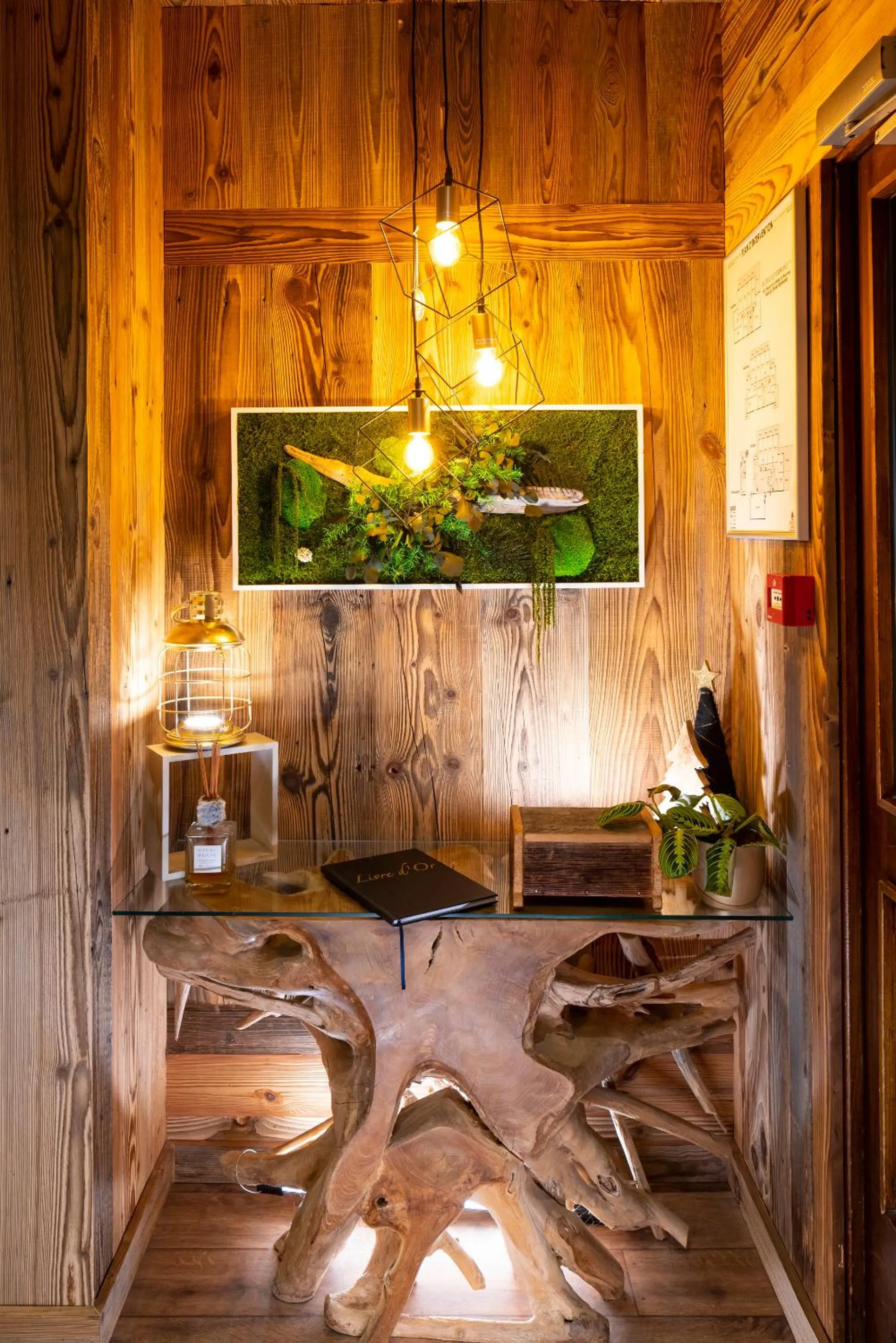 Lobby or reception in Hôtel et Spa Le Vermont