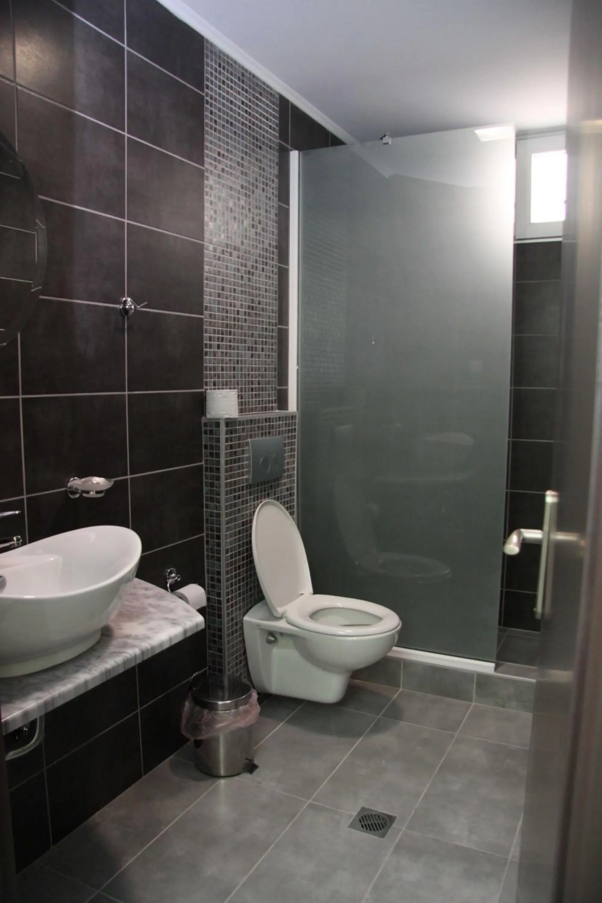 Bathroom in Aphrodite