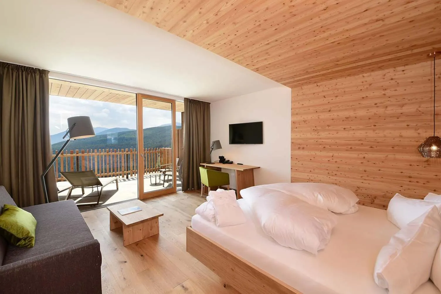 Photo of the whole room, Bed in Tratterhof Mountain Sky Hotel