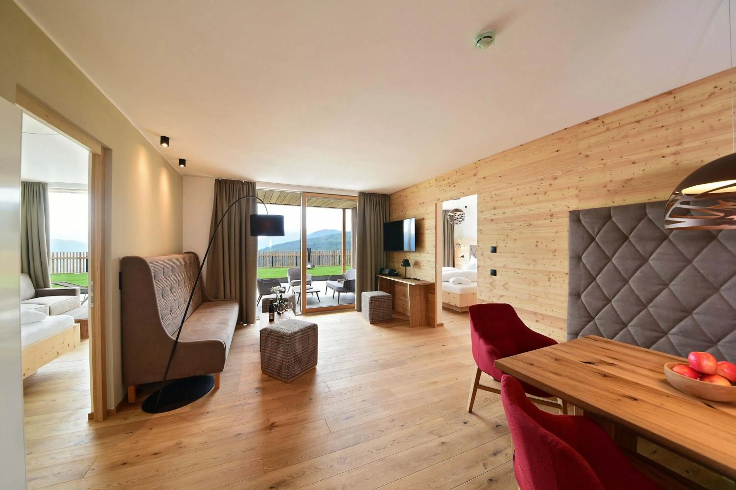 Living room in Tratterhof Mountain Sky Hotel