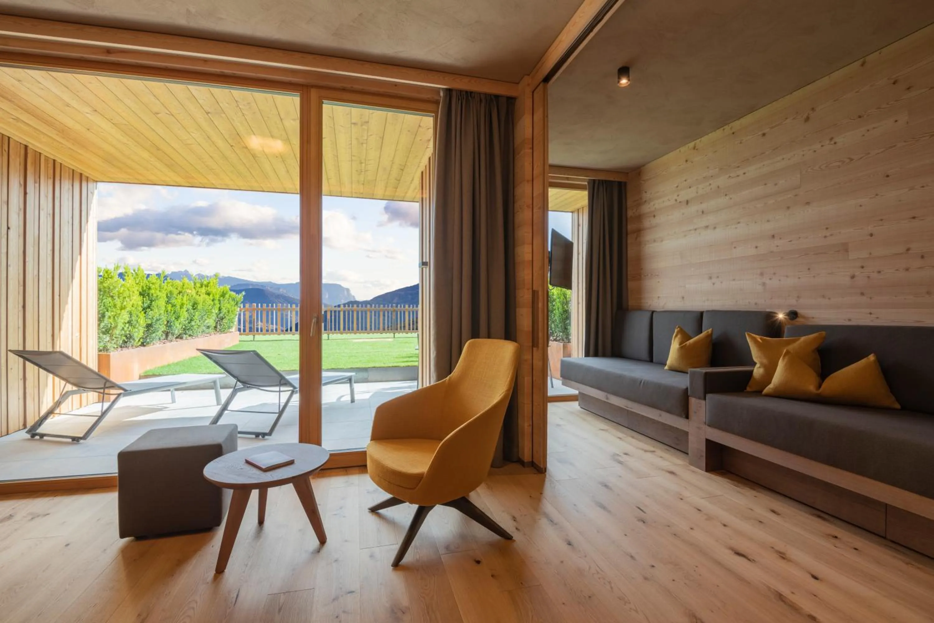 Balcony/Terrace in Tratterhof Mountain Sky Hotel