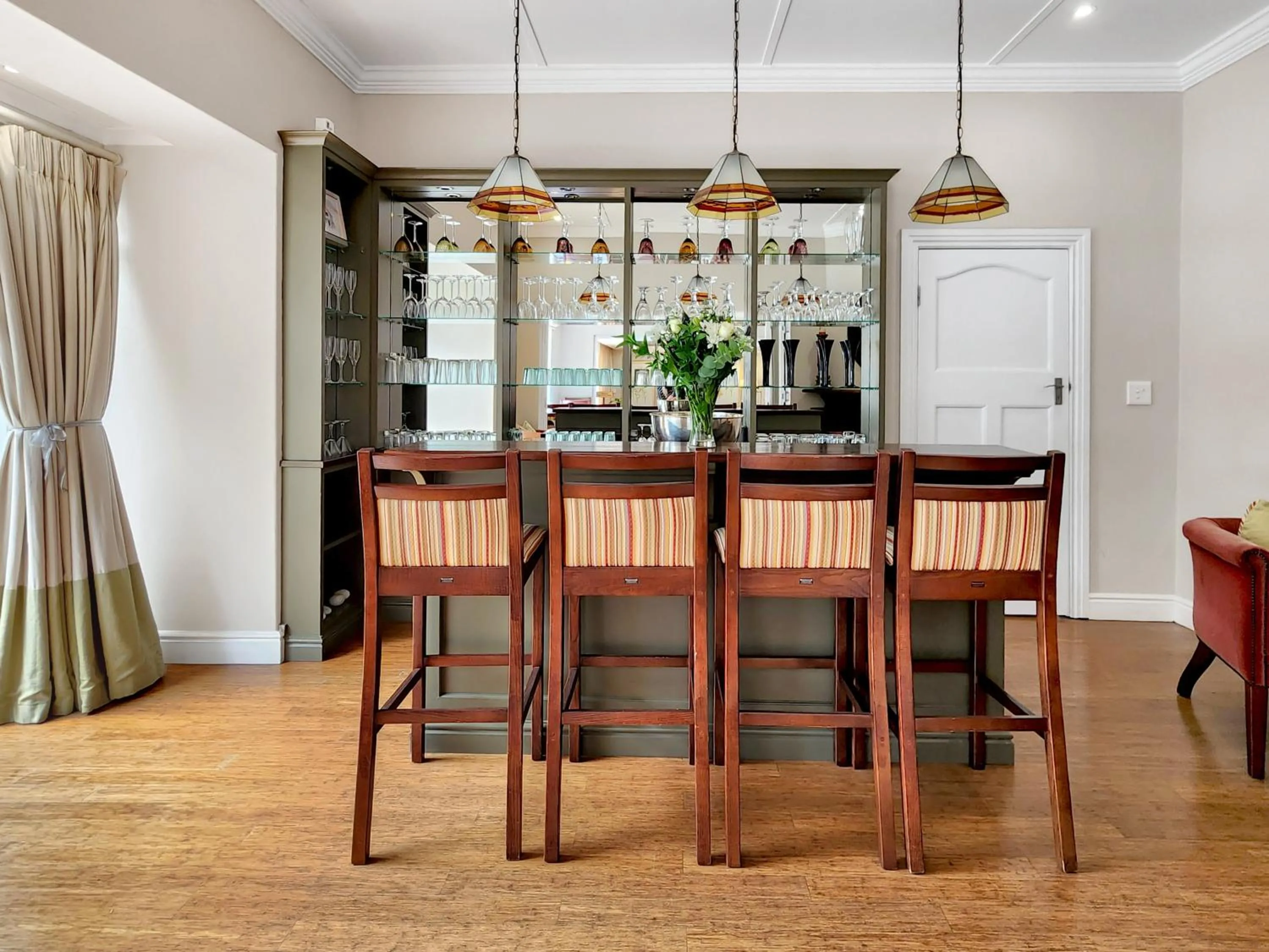 Lounge or bar in Roodenburg House