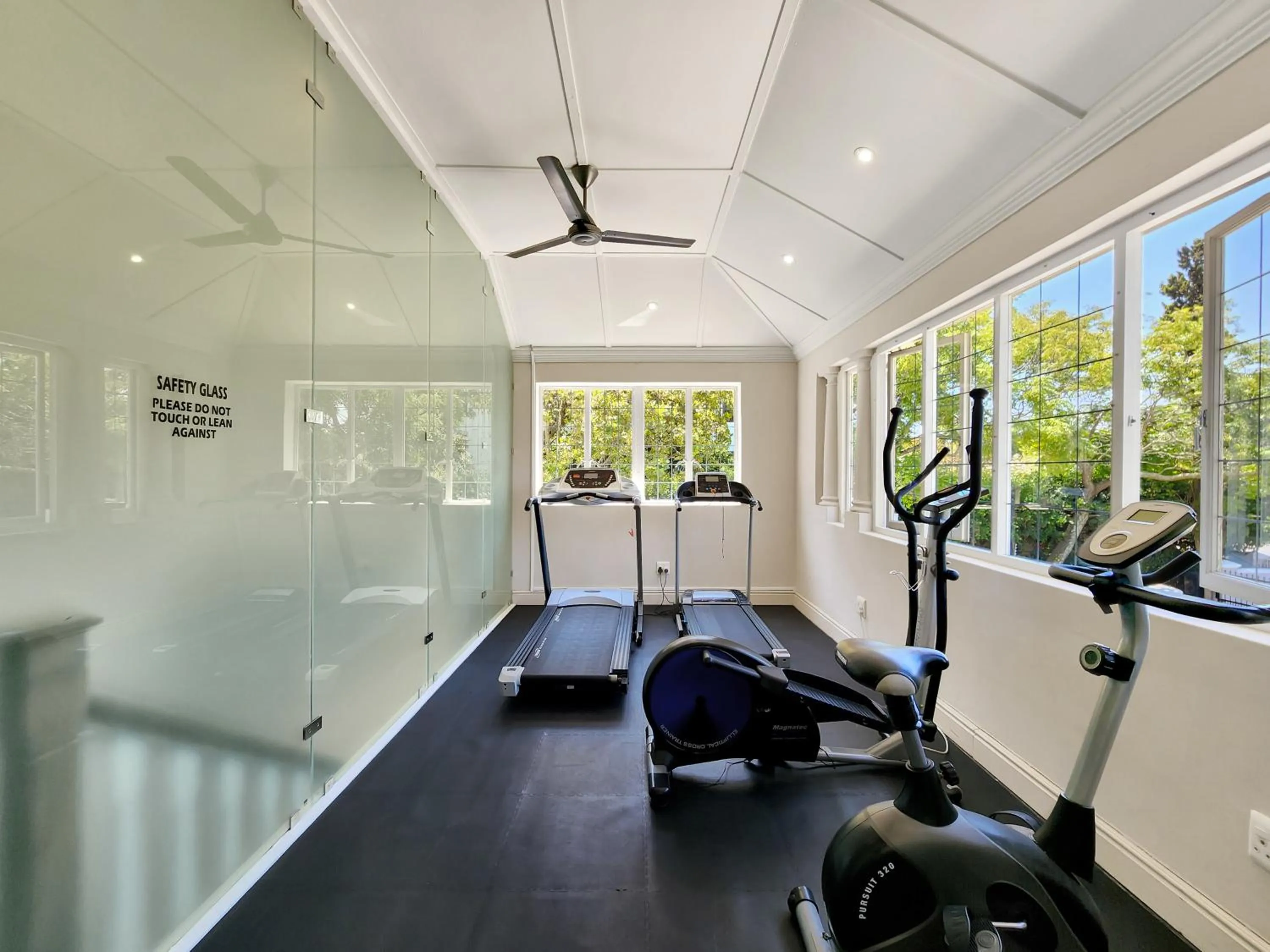 Fitness centre/facilities in Roodenburg House
