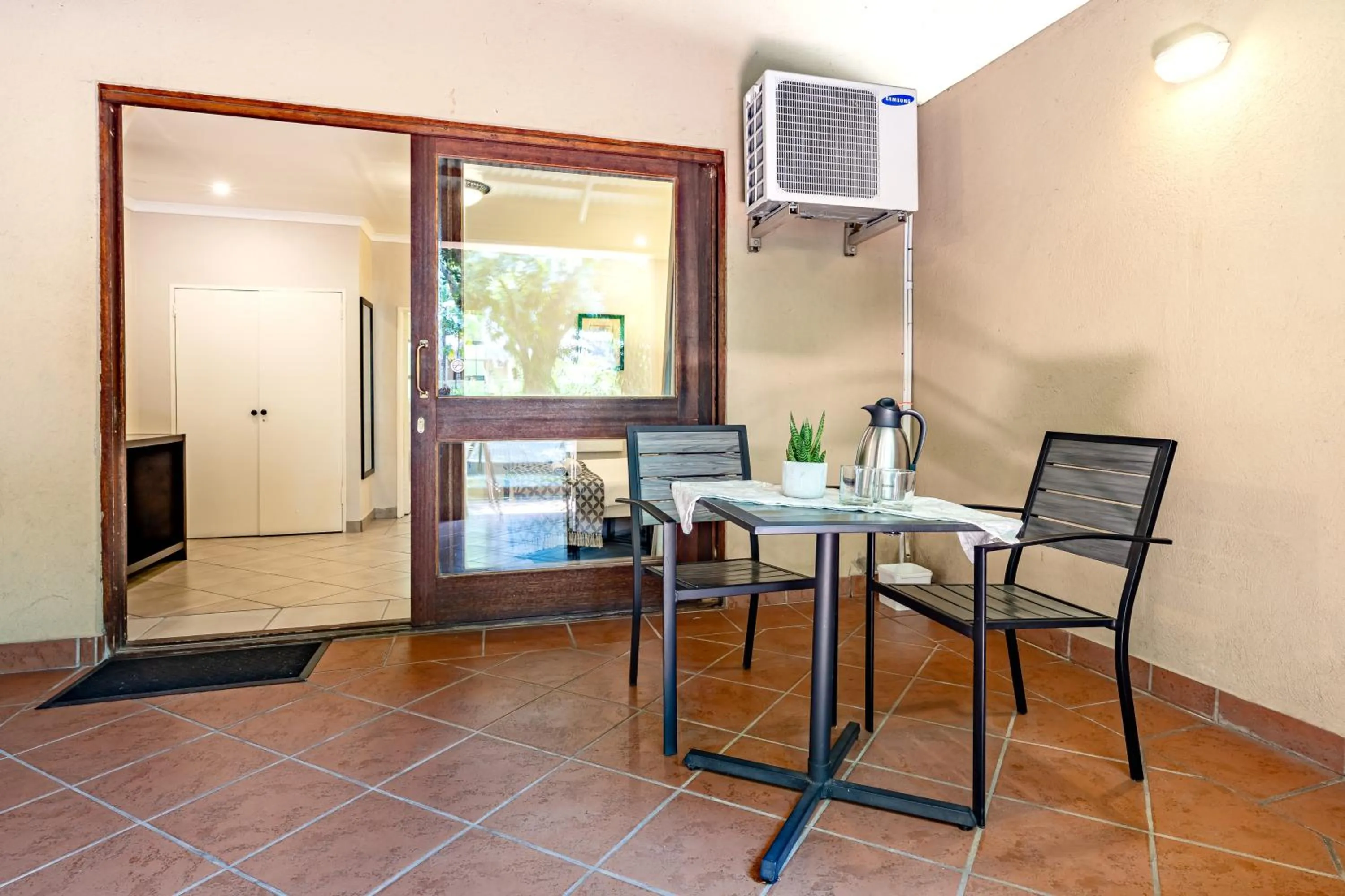 Patio in Hotel Numbi & Garden Suites