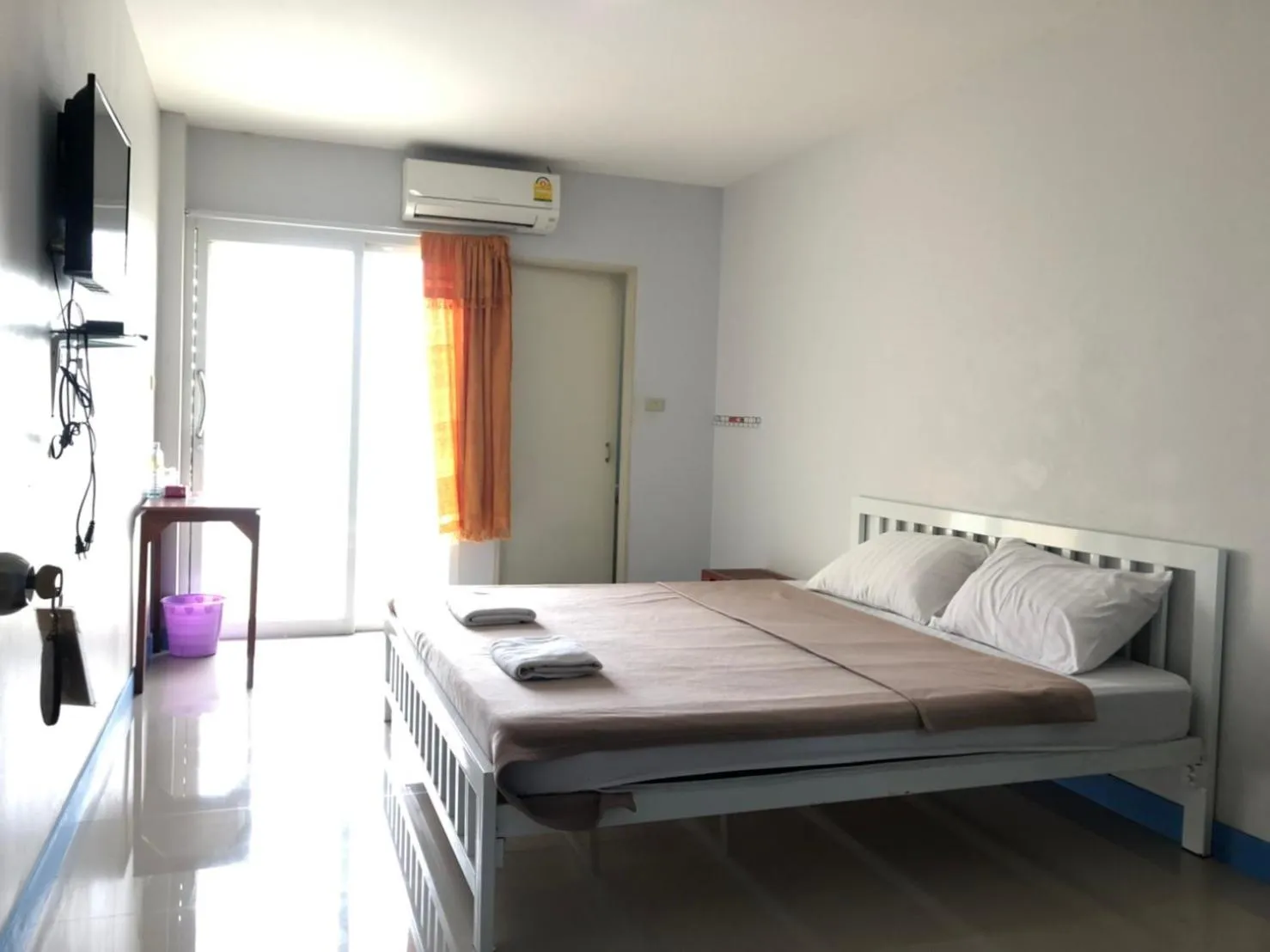 Bed in S Diamond Apartment