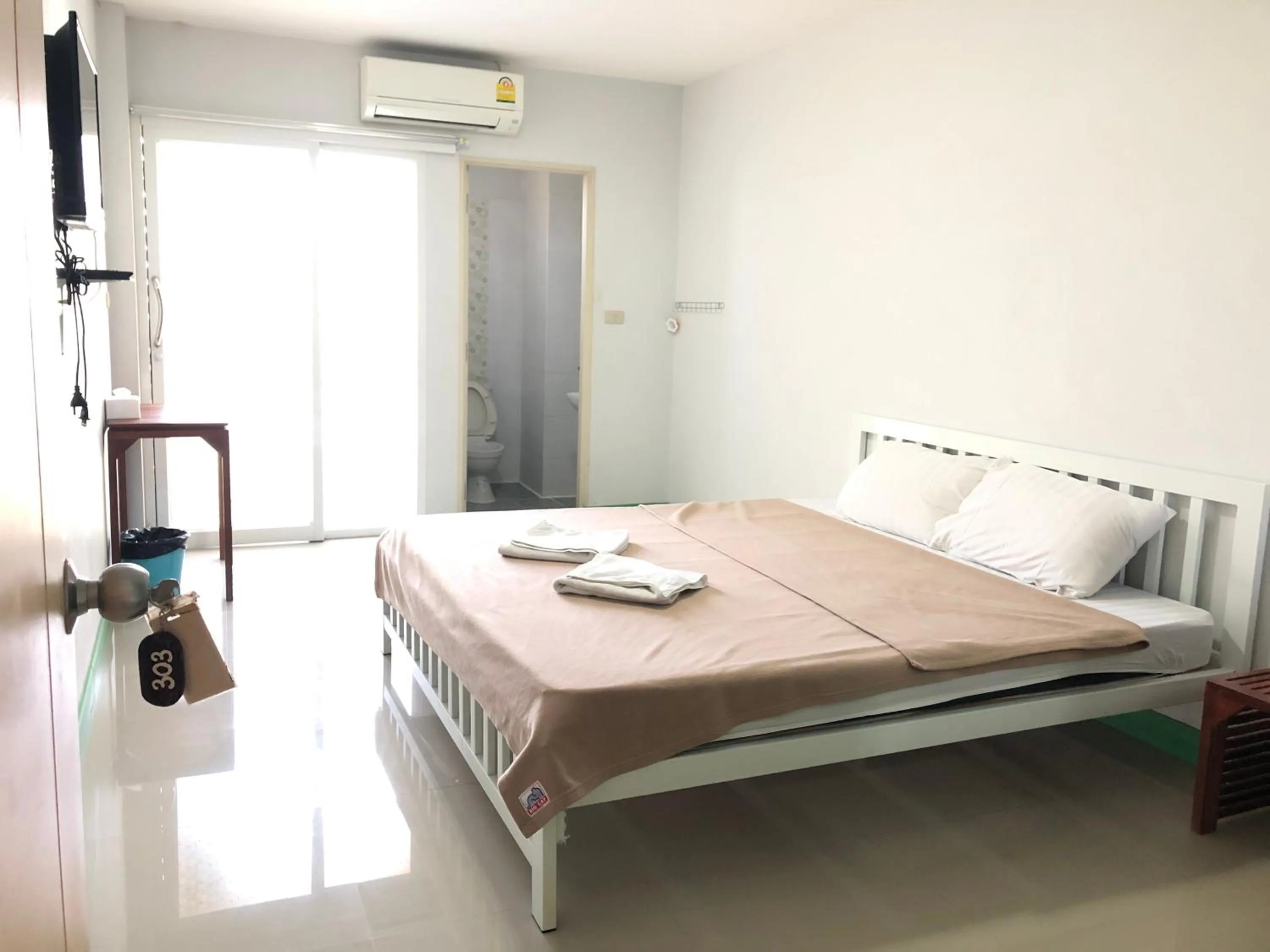 Bed in S Diamond Apartment