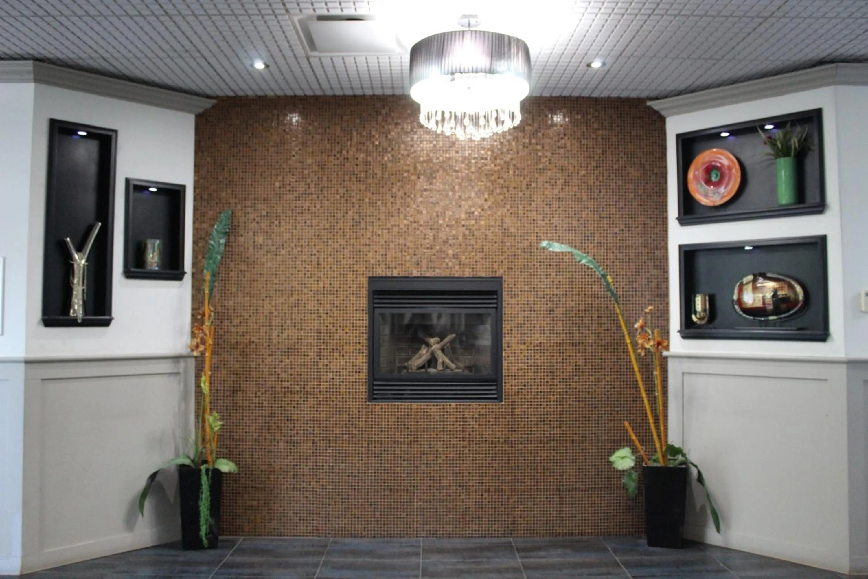 Lobby or reception in Travelodge by Wyndham Trois-Rivieres