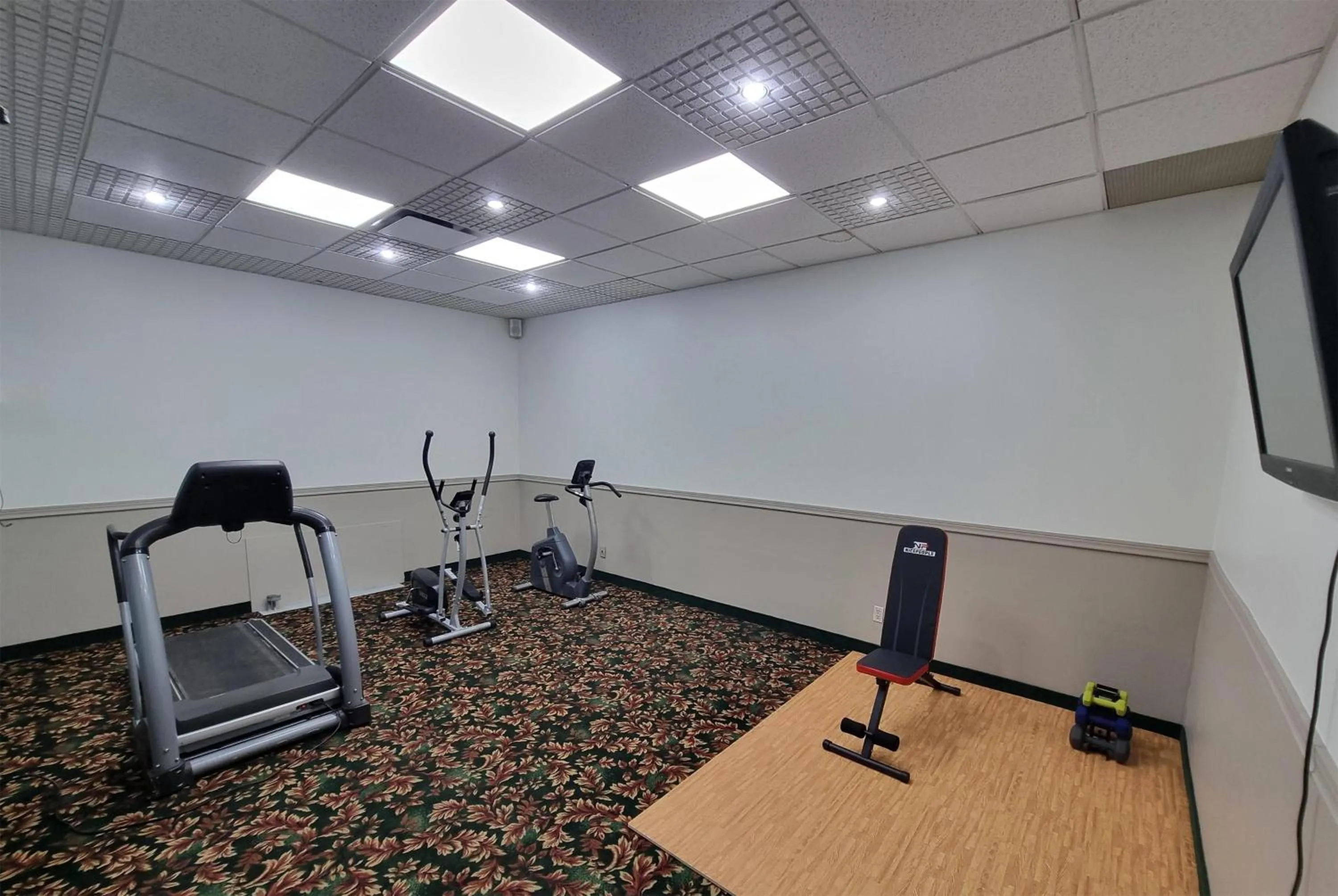 Fitness centre/facilities in Travelodge by Wyndham Trois-Rivieres