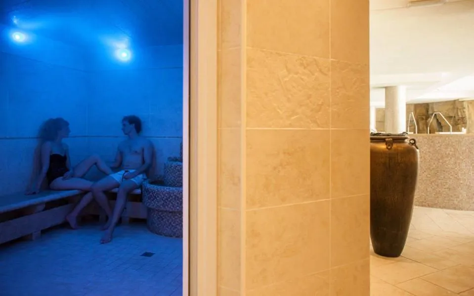 Spa and wellness centre/facilities in Hotel Terme Marine Leopoldo II TERME & SPA