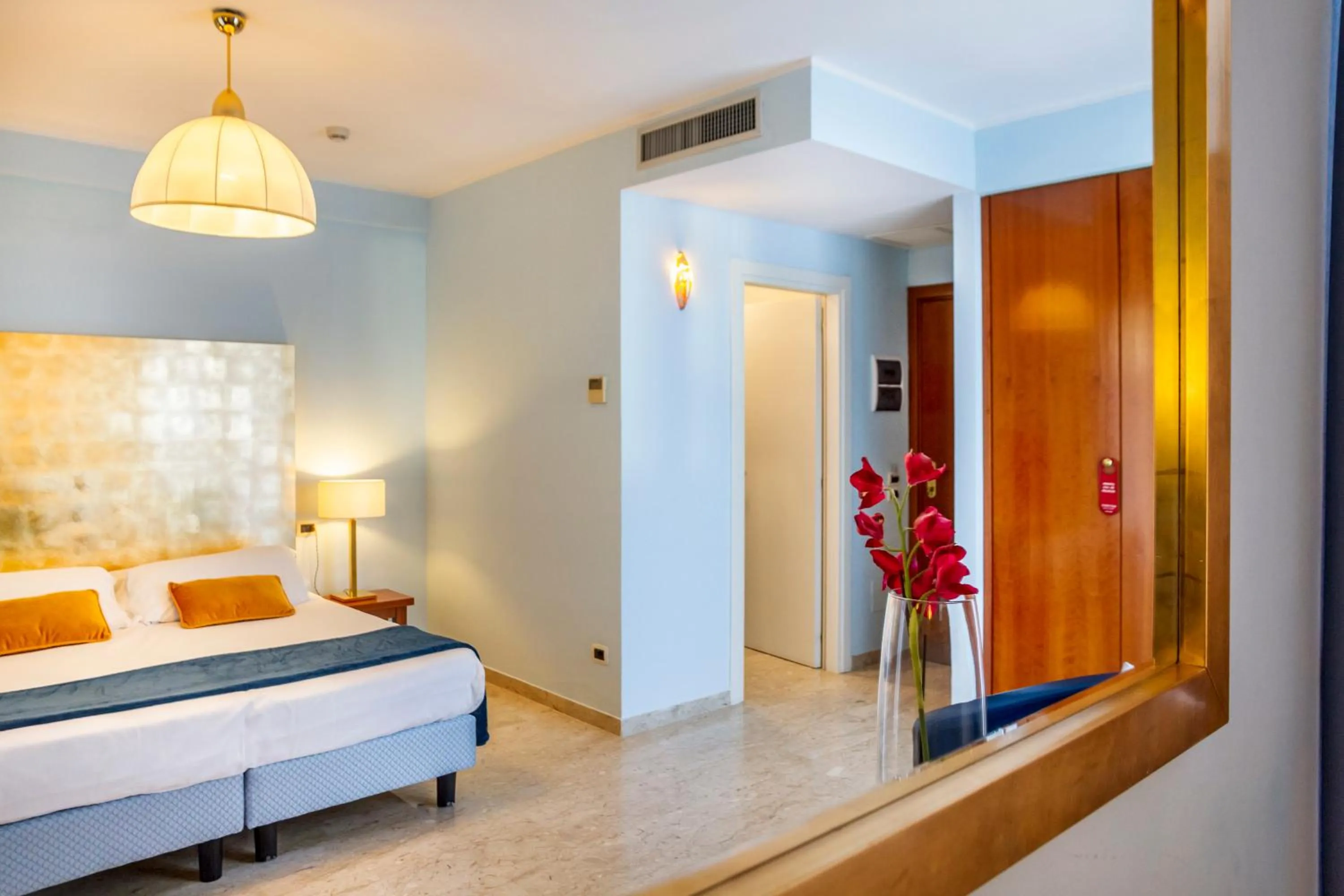 Bed in Hotel Terme Marine Leopoldo II TERME & SPA