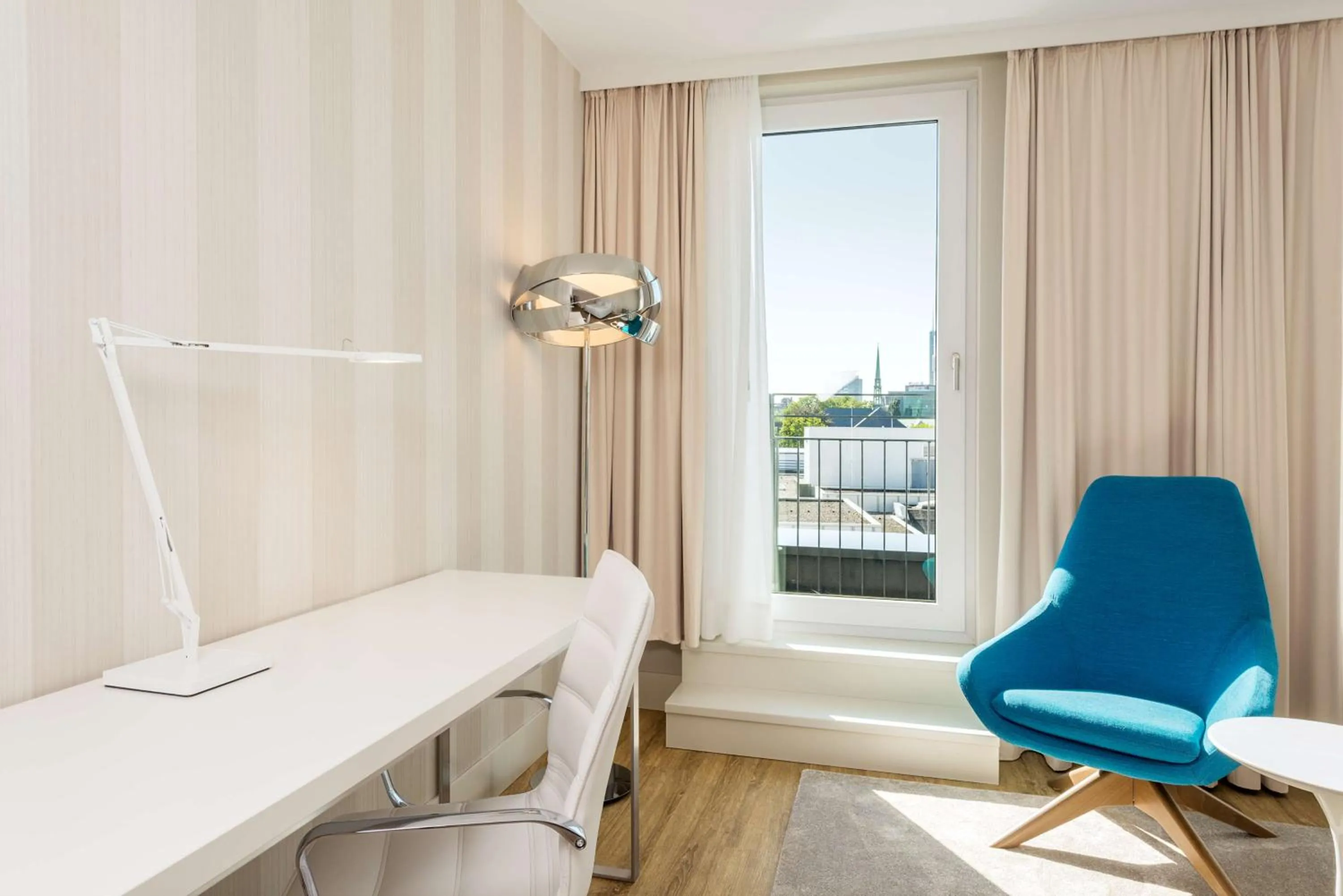 Photo of the whole room in NH Essen