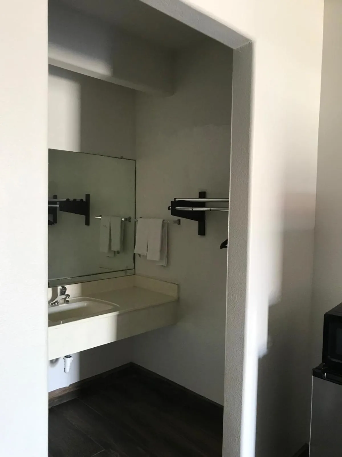 Bathroom in Texas Inn & Suites