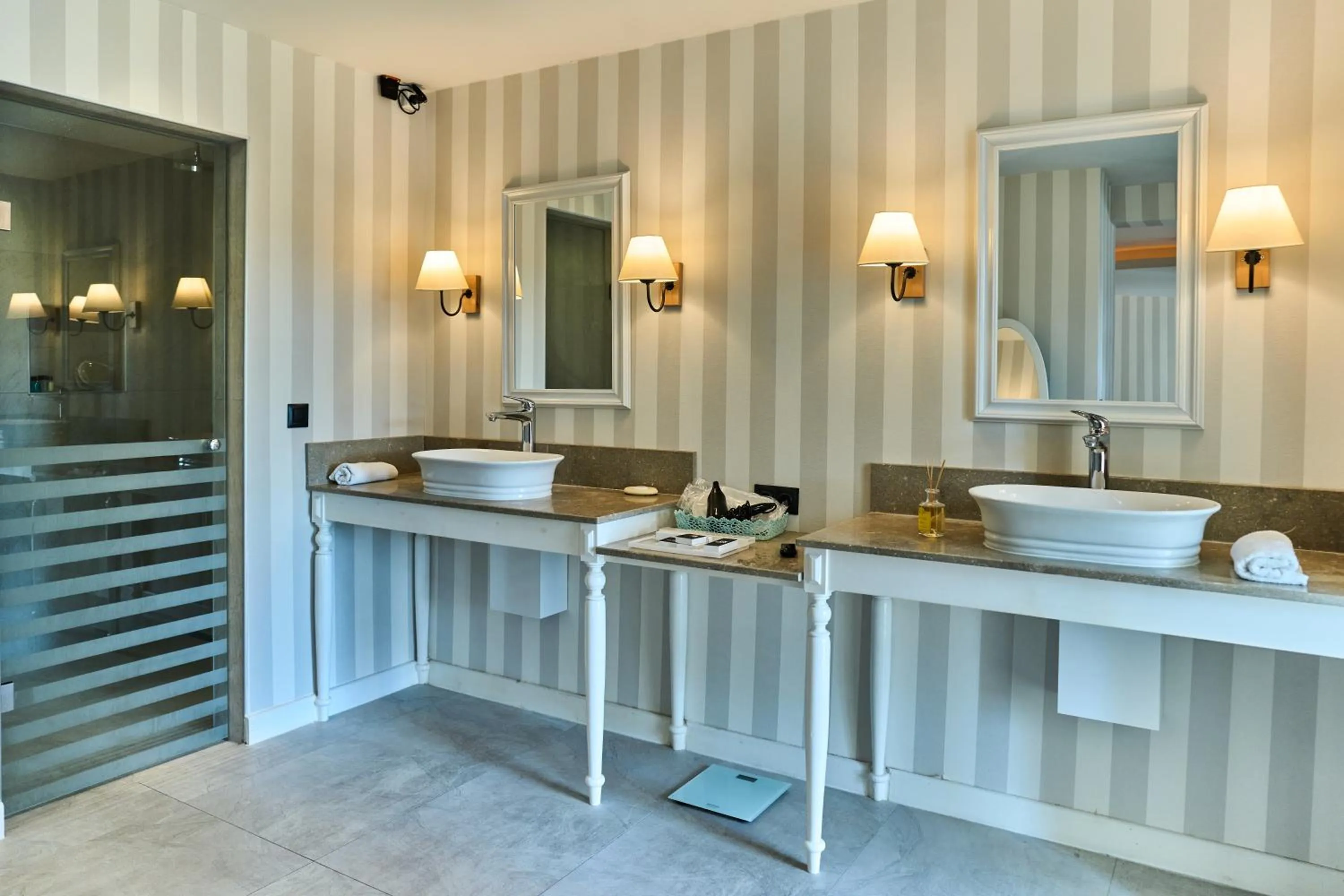 Bathroom in Salonika Suites