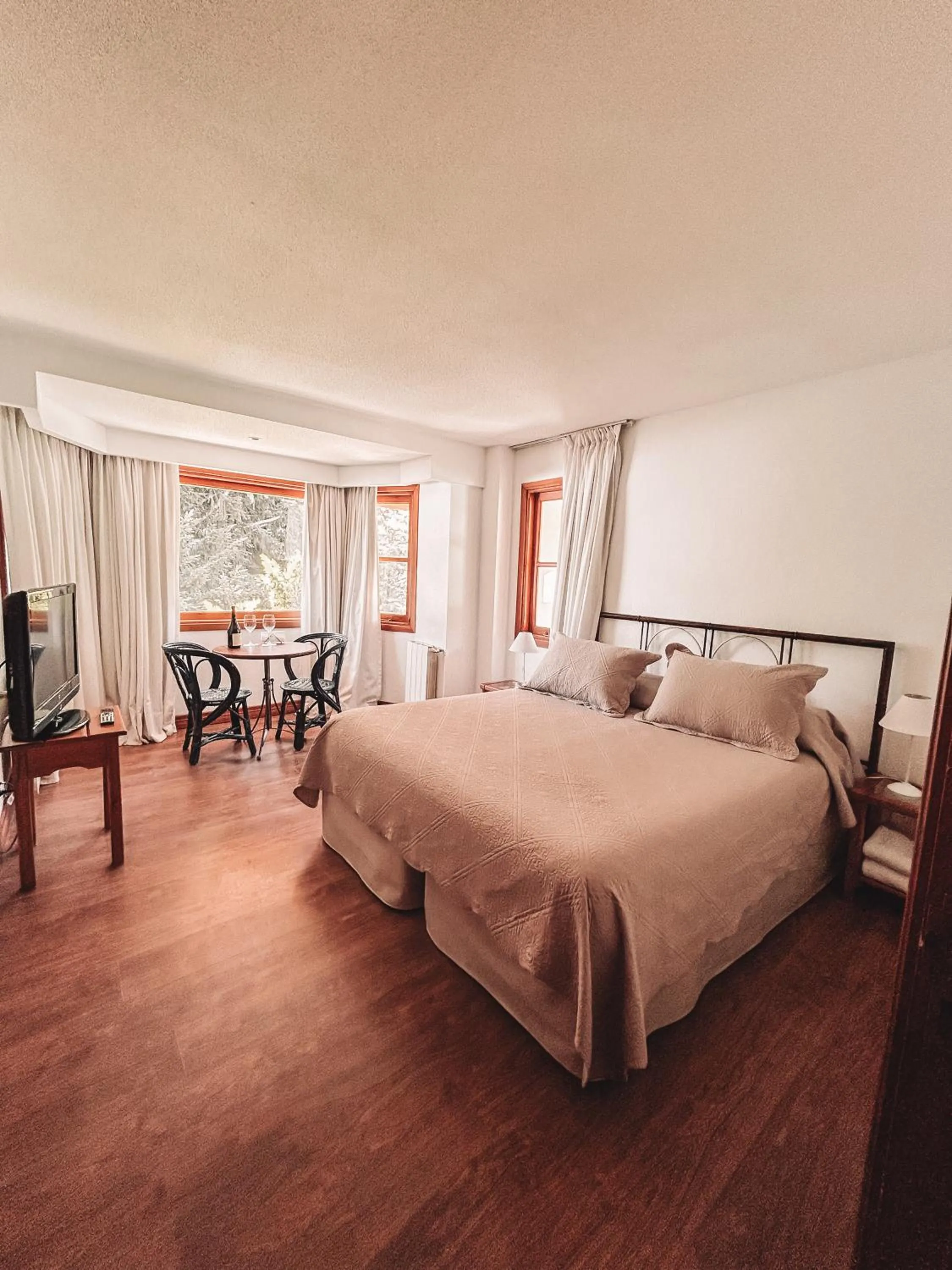 Other, Bed in Hotel Catedral Patagonia Ski & Wellness