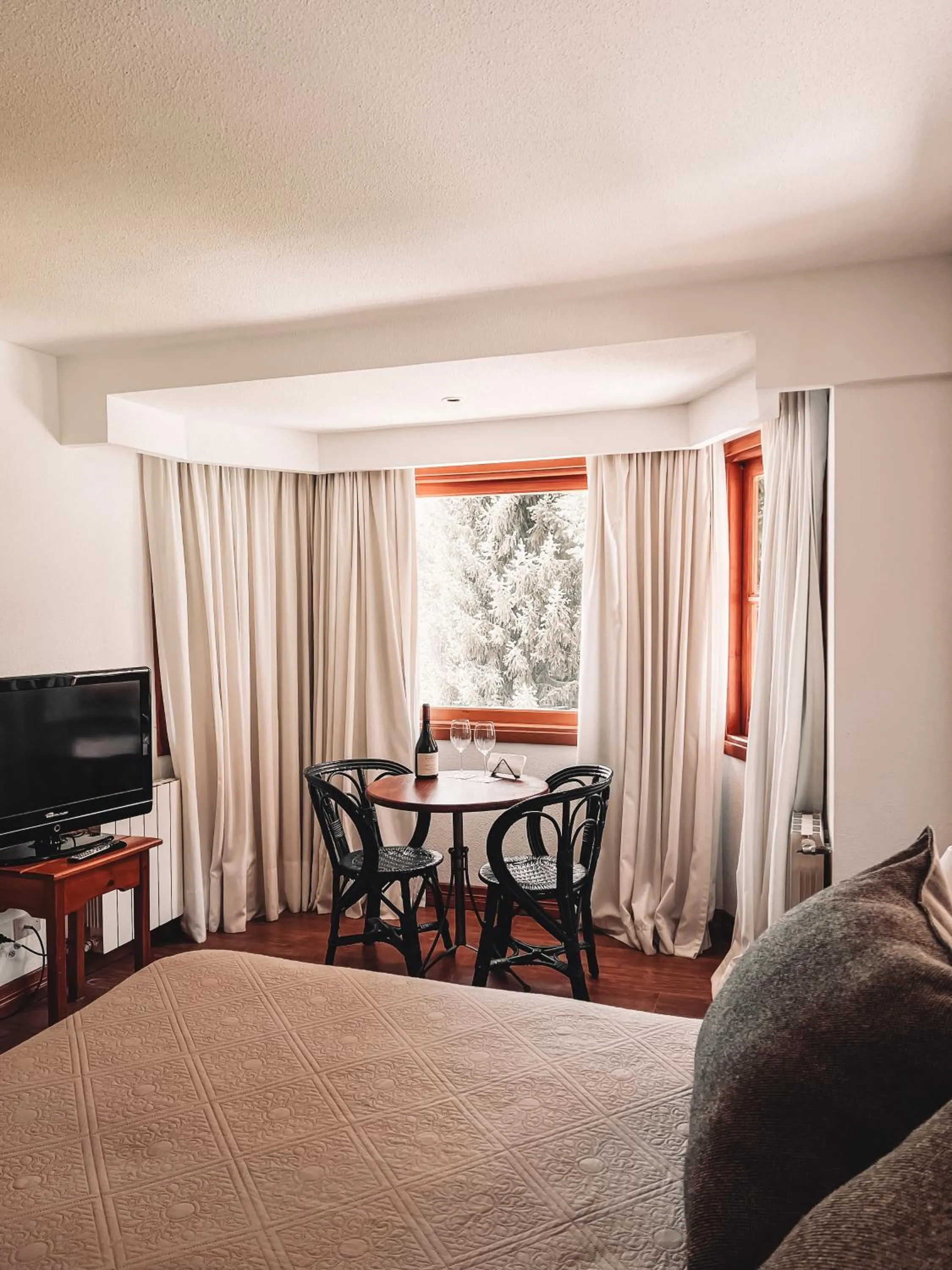 Living room in Hotel Catedral Patagonia Ski & Wellness