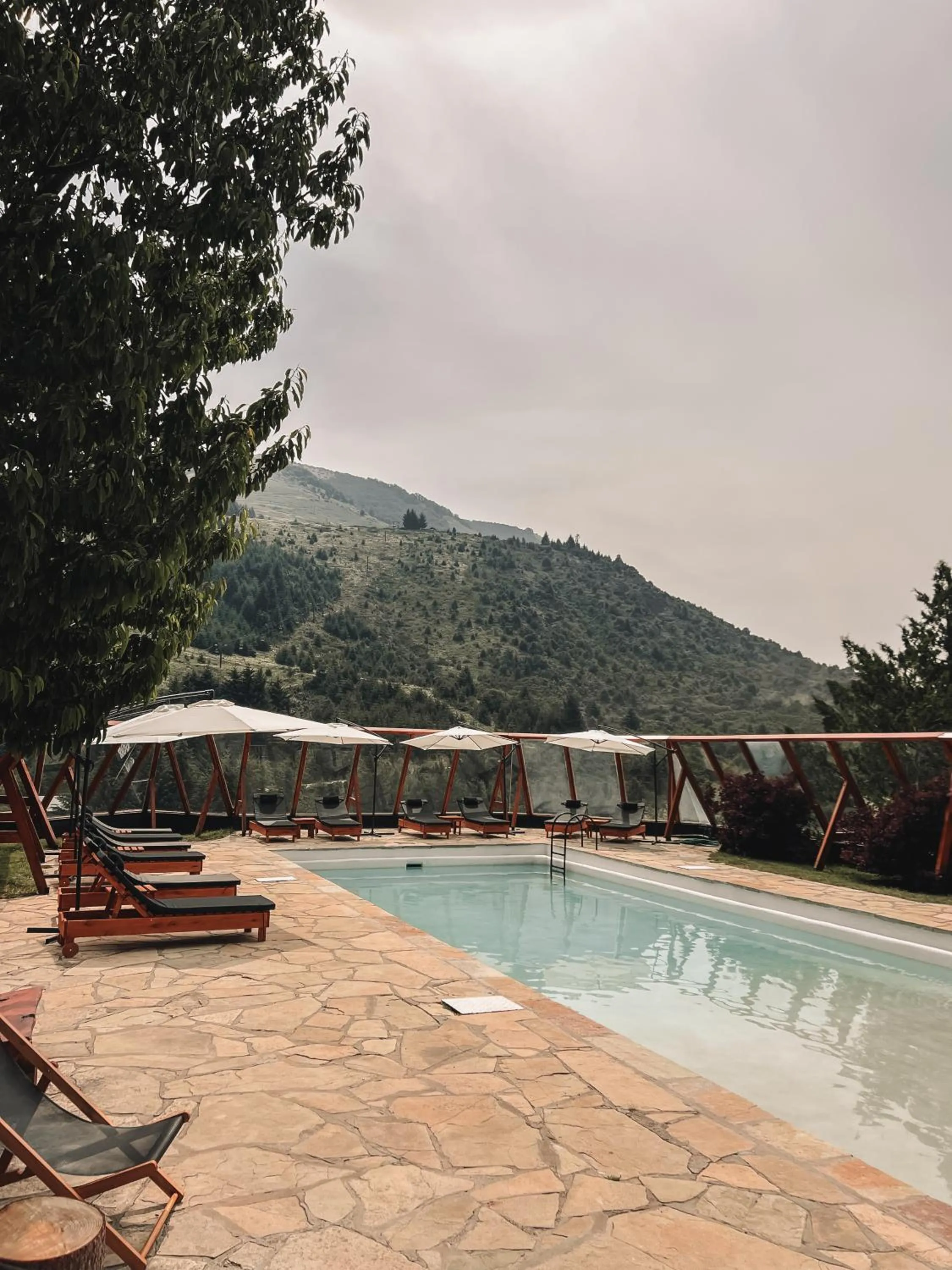 Swimming pool in Hotel Catedral Patagonia Ski & Wellness