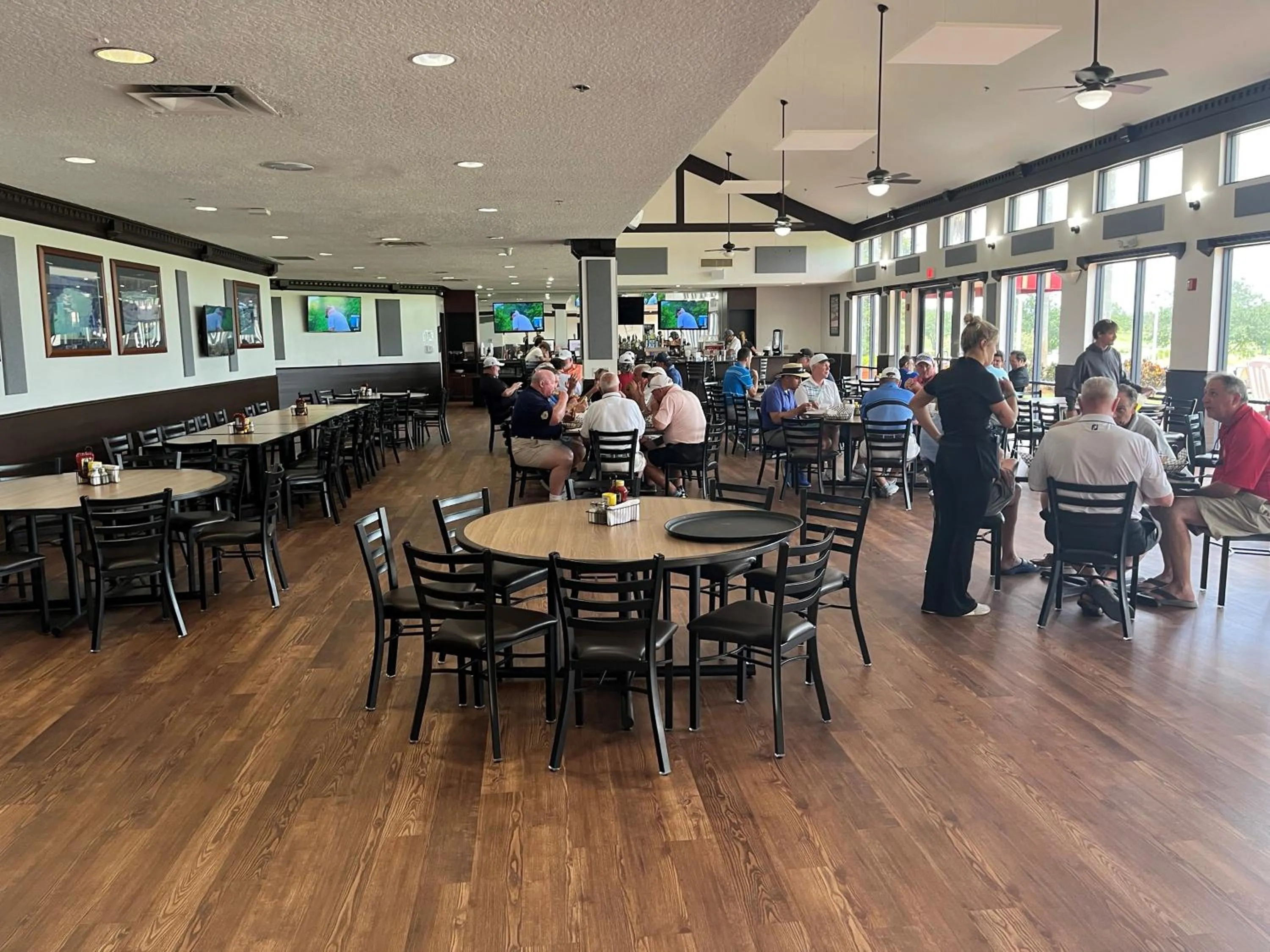 Restaurant/places to eat in Orange County National Golf Center and Lodge