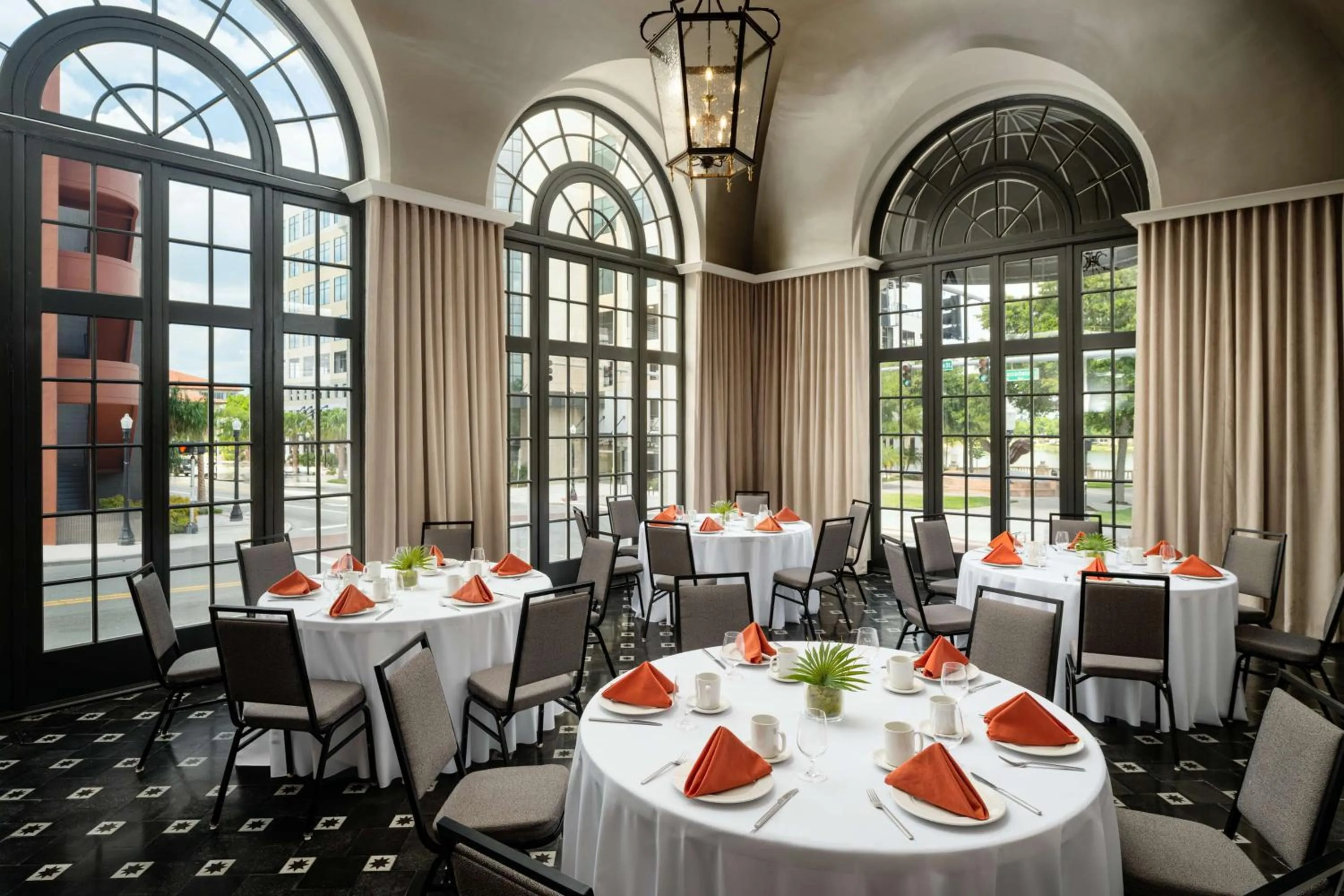 Meeting/conference room in The Terrace Hotel Lakeland, Tapestry Collection by Hilton