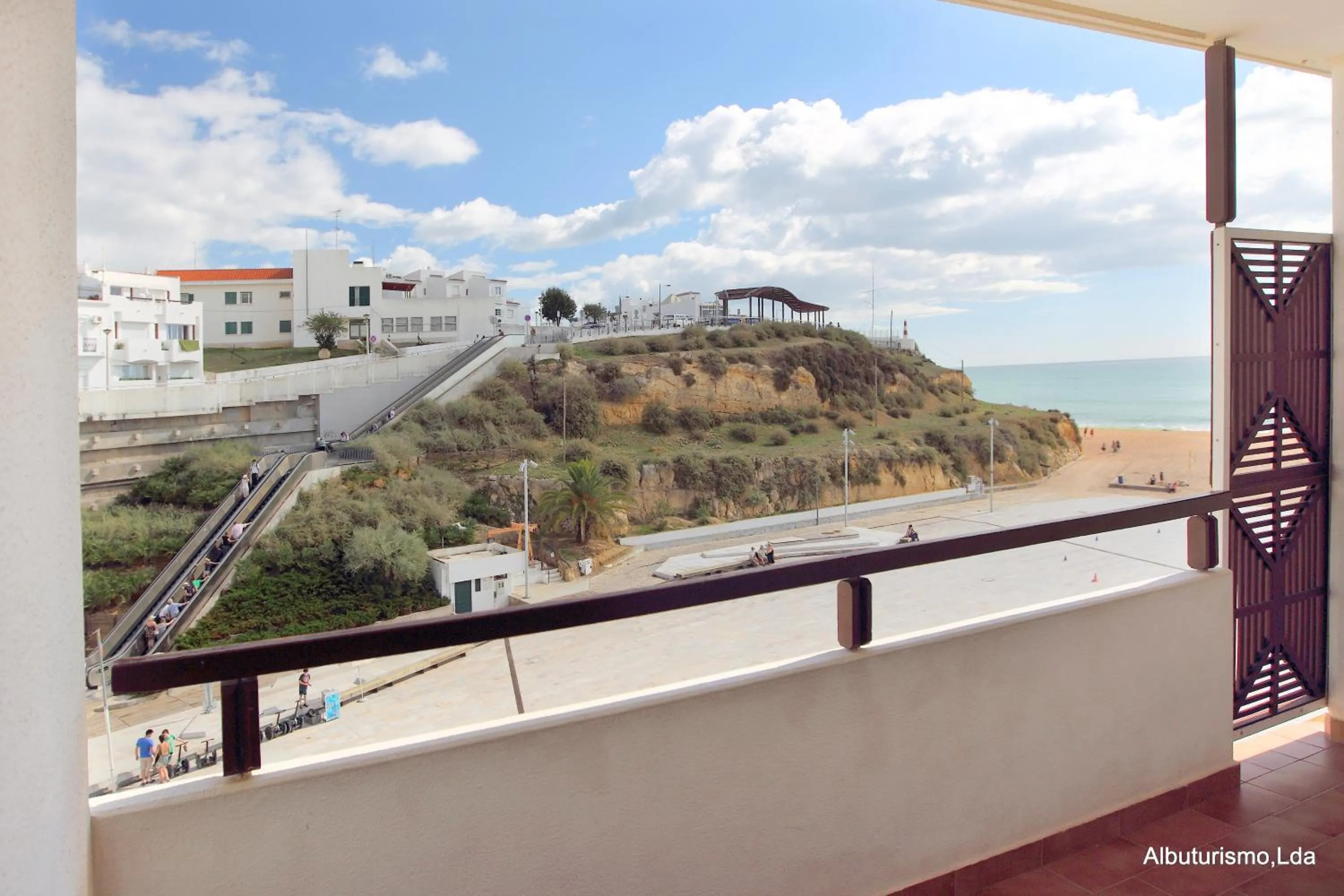 Balcony/Terrace in Edificio Albufeira Apartamentos A. Local - Albuturismo Lda
