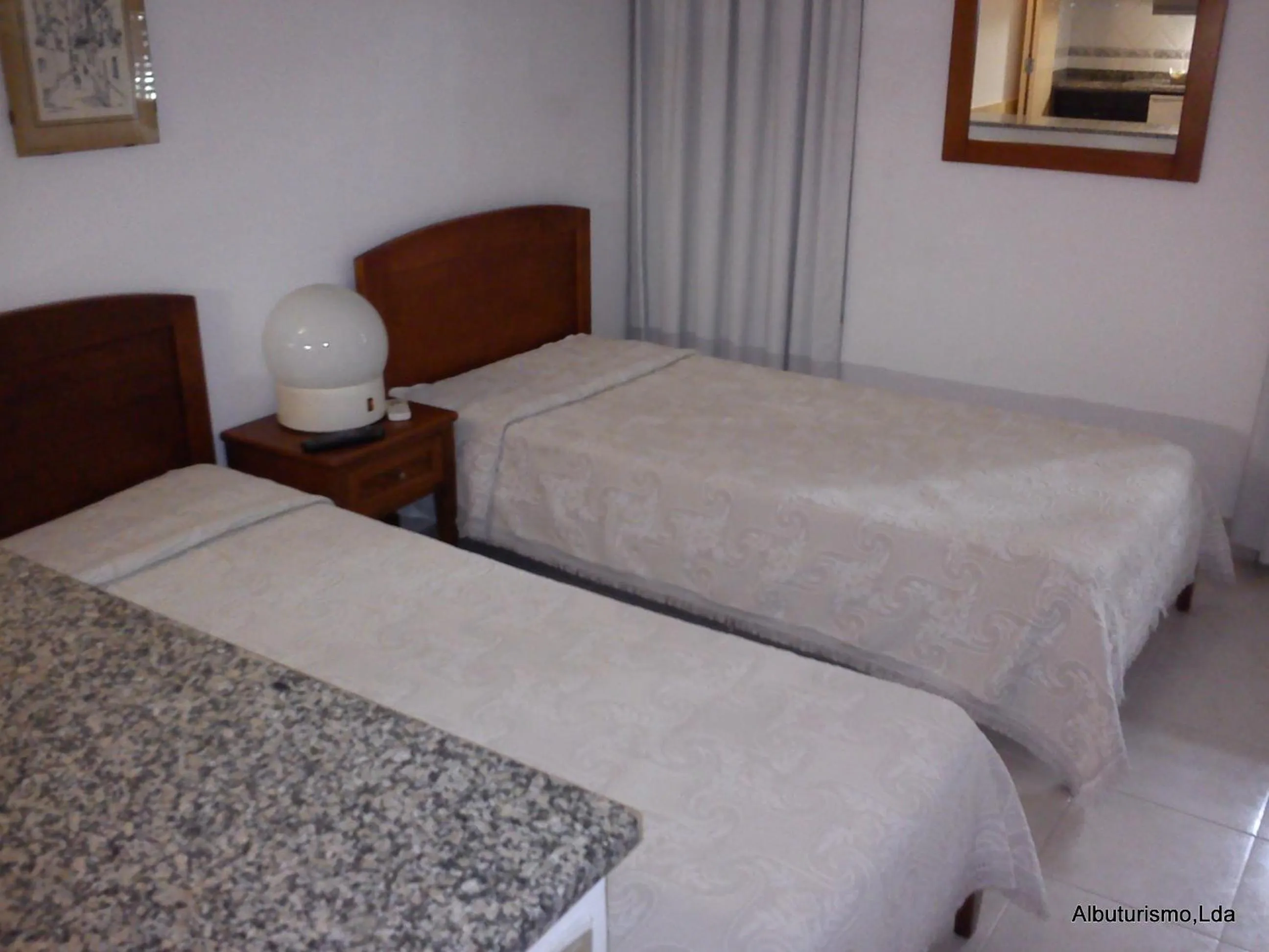 Bedroom, Bed in Edificio Albufeira Apartamentos A. Local - Albuturismo Lda